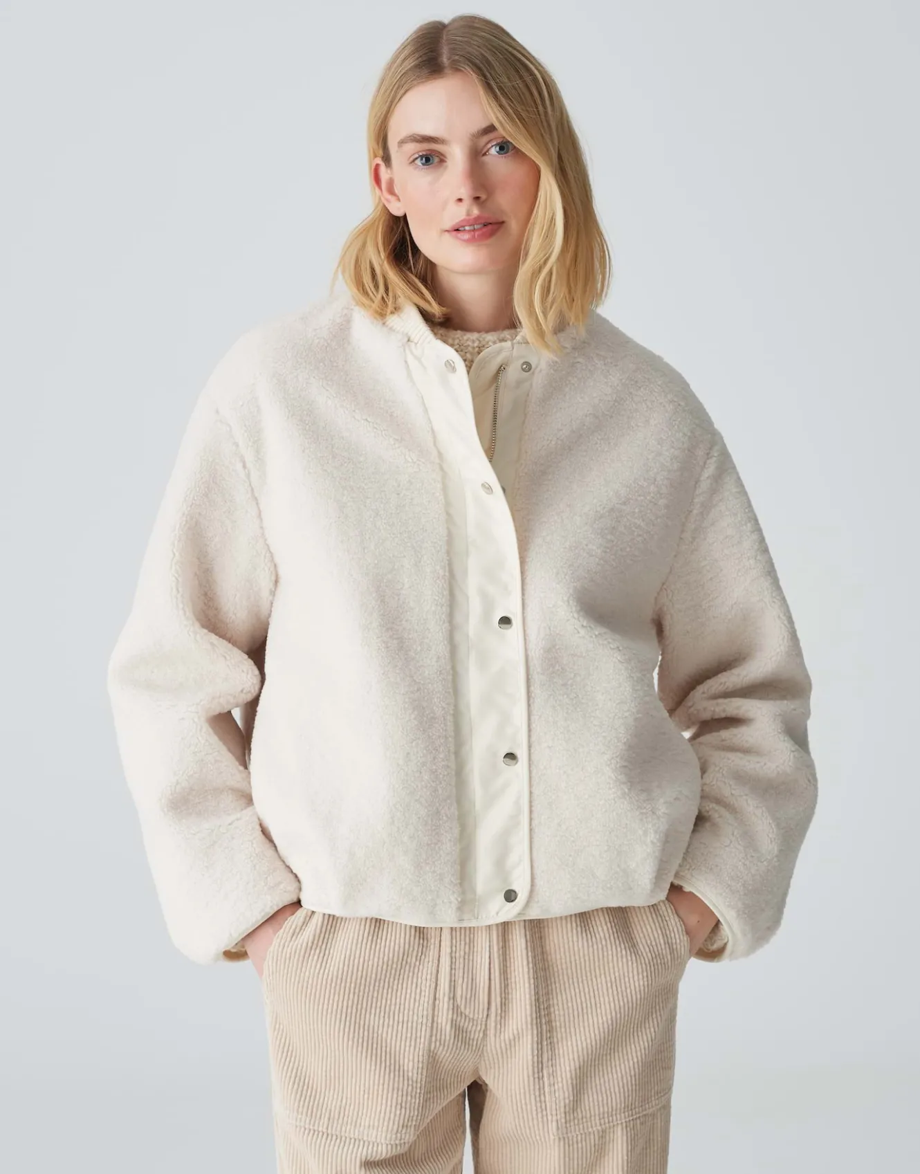 blouson_helda_wei_online_bestellen_1.webp OPUS Blouson Helda Weiß Online Bestellen^Damen Jacken / Mäntel