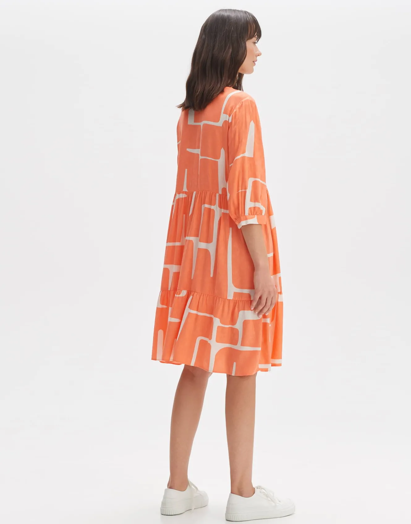 blusenkleid_wulari_graphic_orange_online_bestellen_2.webp OPUS Blusenkleid Wulari Graphic Orange Online Bestellen^Damen Kleider