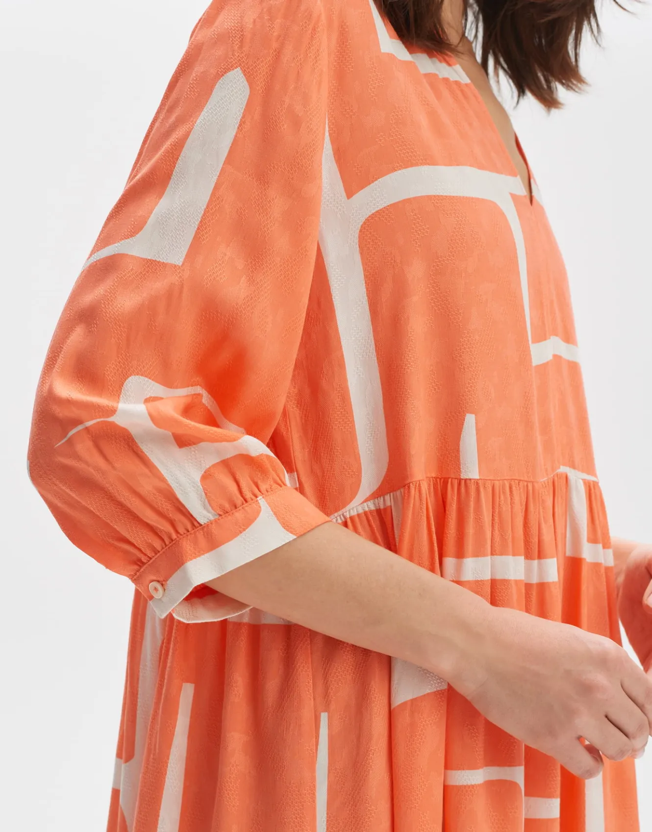 blusenkleid_wulari_graphic_orange_online_bestellen_4.webp OPUS Blusenkleid Wulari Graphic Orange Online Bestellen^Damen Kleider