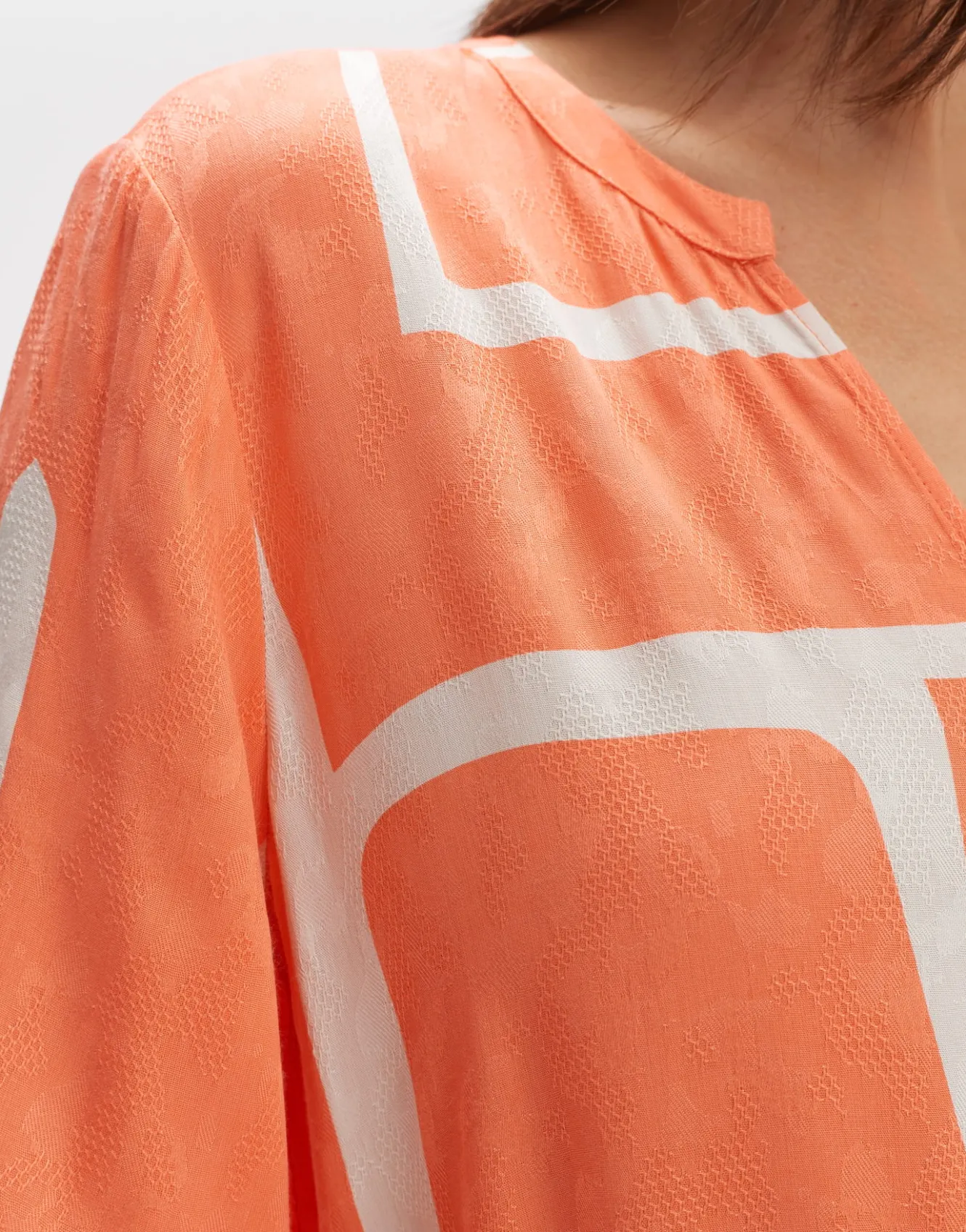 blusenkleid_wulari_graphic_orange_online_bestellen_5.webp OPUS Blusenkleid Wulari Graphic Orange Online Bestellen^Damen Kleider