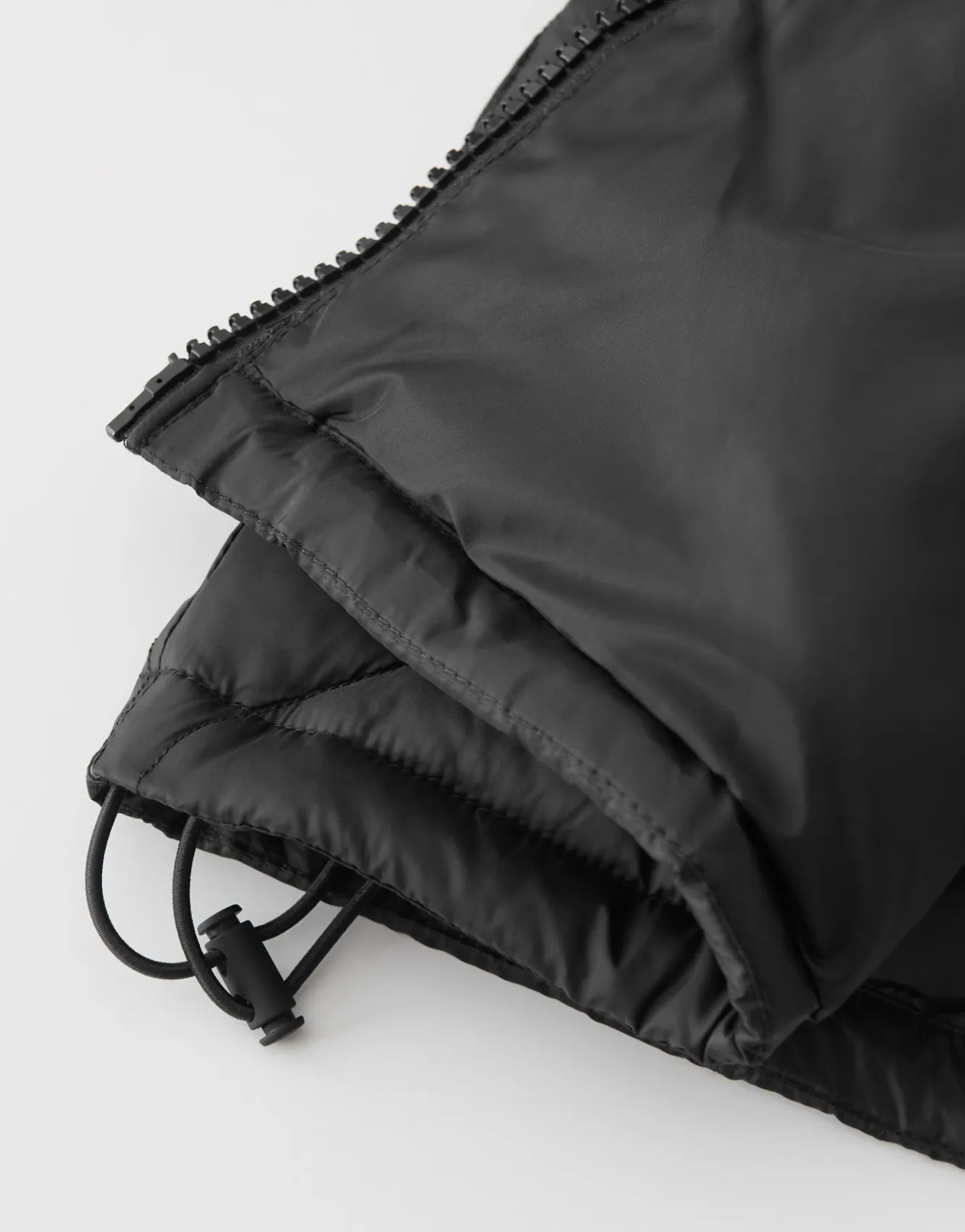 bomberjacke_heppa_schwarz_online_bestellen_11.webp OPUS Bomberjacke Heppa Schwarz Online Bestellen^Damen Jacken / Mäntel