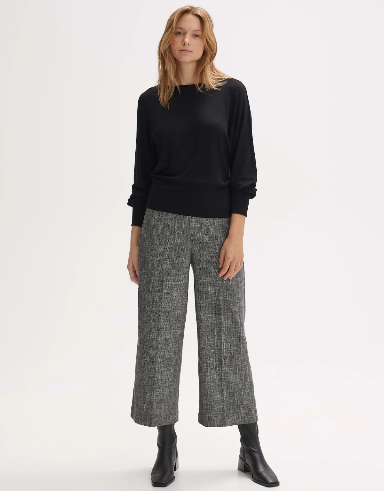 boxy_shirt_sonnu_schwarz_online_bestellen_0.webp OPUS Boxy Shirt Sonnu Schwarz Online Bestellen^Damen Shirts