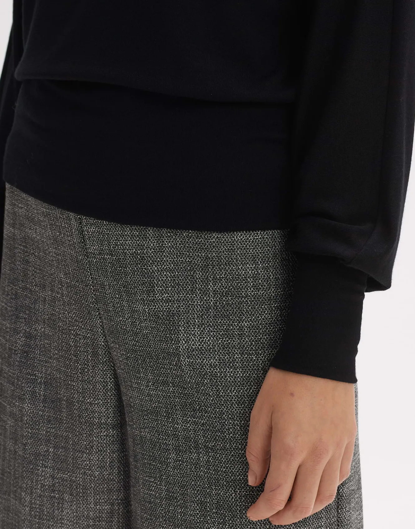 boxy_shirt_sonnu_schwarz_online_bestellen_5.webp OPUS Boxy Shirt Sonnu Schwarz Online Bestellen^Damen Shirts