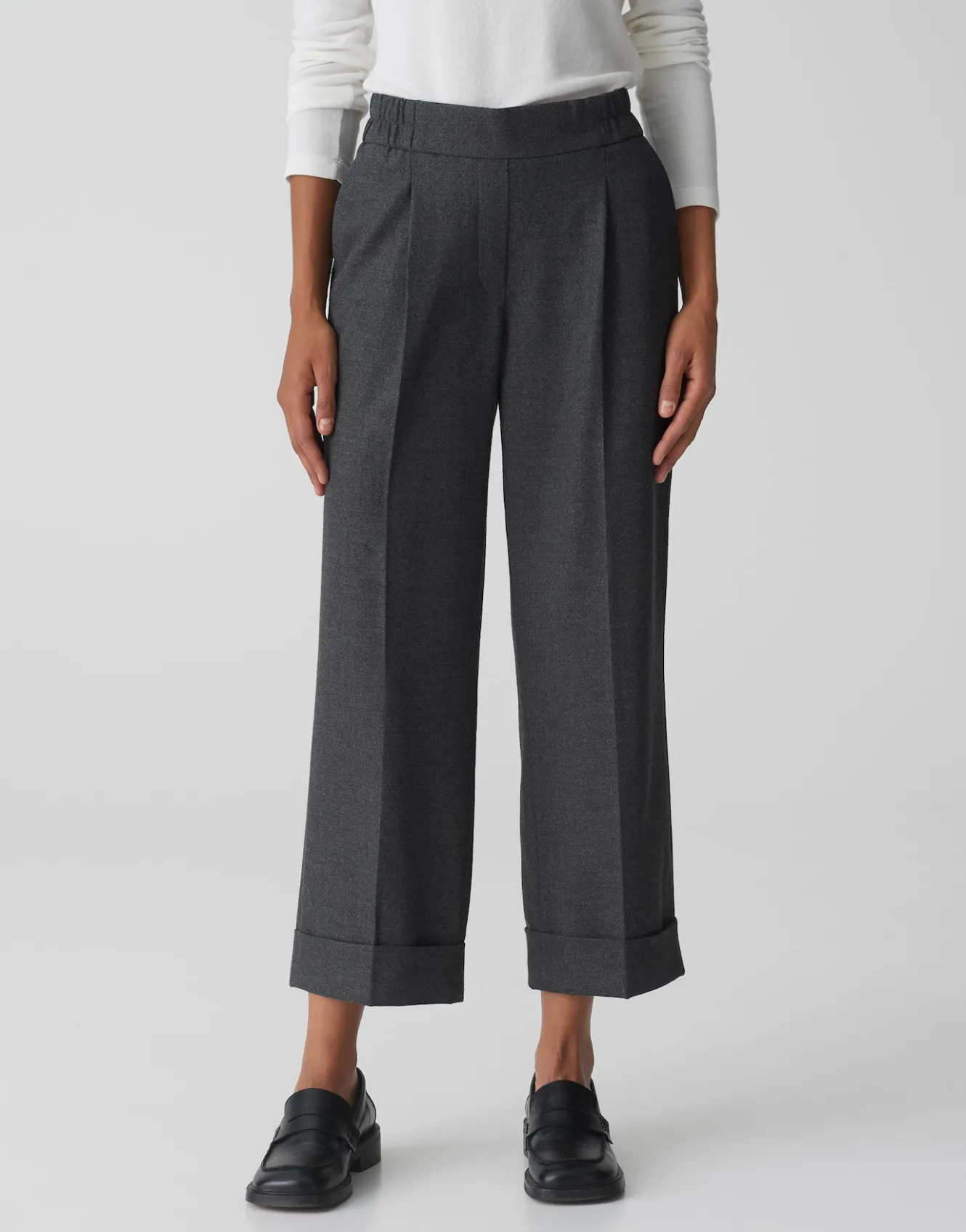 bundfaltenhose_maikito_soft_grau_online_bestellen_1.webp OPUS Bundfaltenhose Maikito Soft Grau Online Bestellen^Damen Hosen
