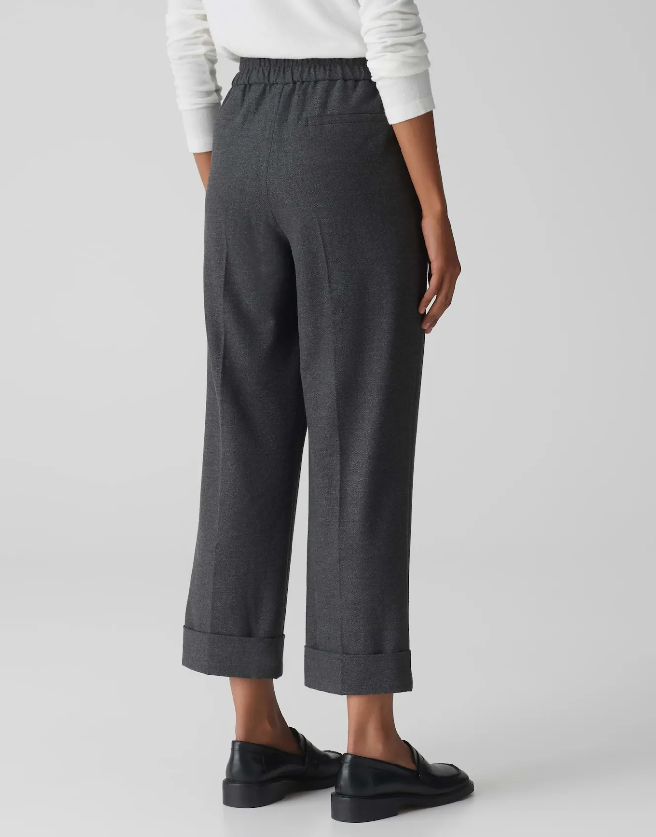 bundfaltenhose_maikito_soft_grau_online_bestellen_2.webp OPUS Bundfaltenhose Maikito Soft Grau Online Bestellen^Damen Hosen