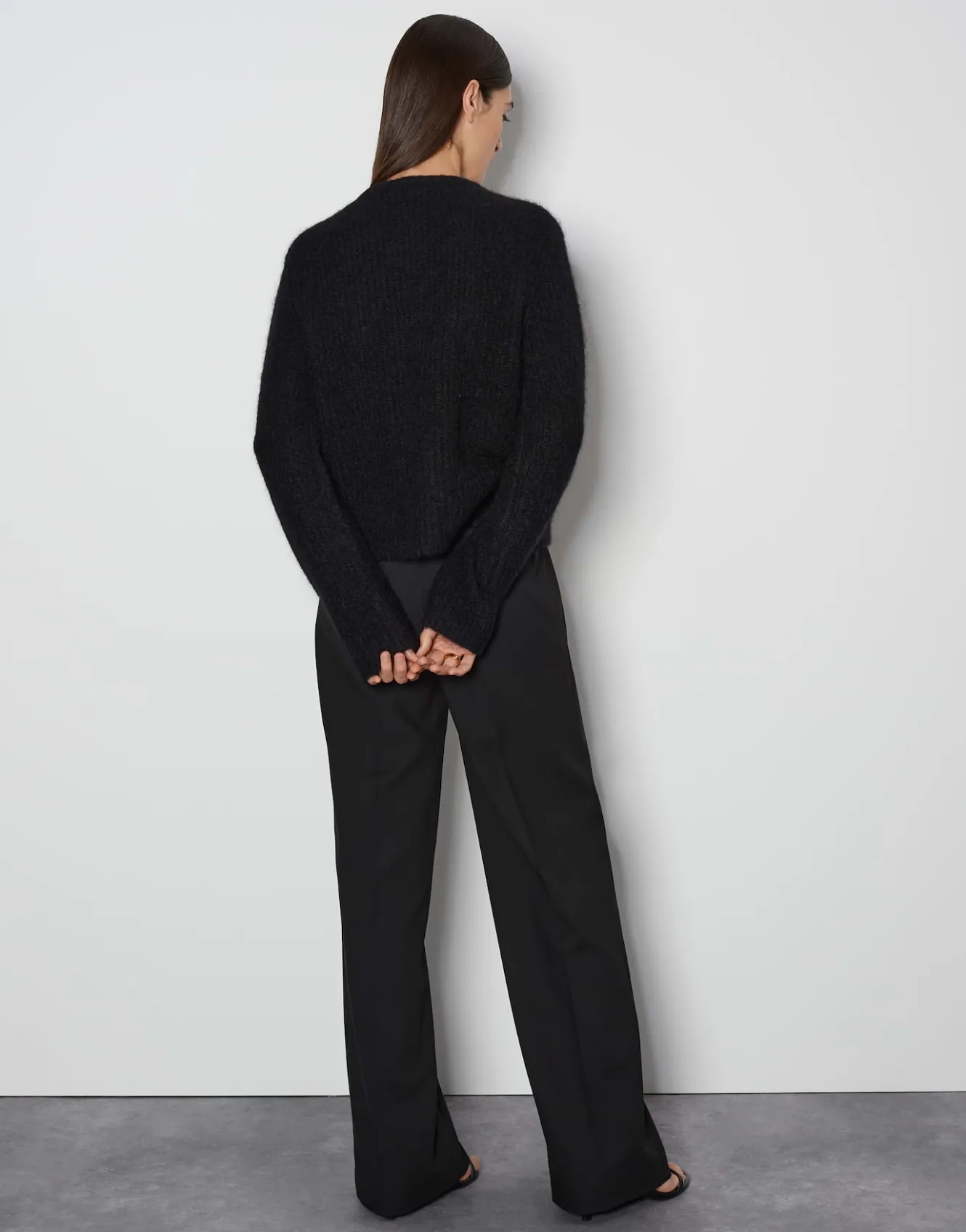cardigan_tinara_detail_schwarz_online_bestellen_2.webp OPUS Cardigan Tinara Detail Schwarz Online Bestellen^Damen Strick