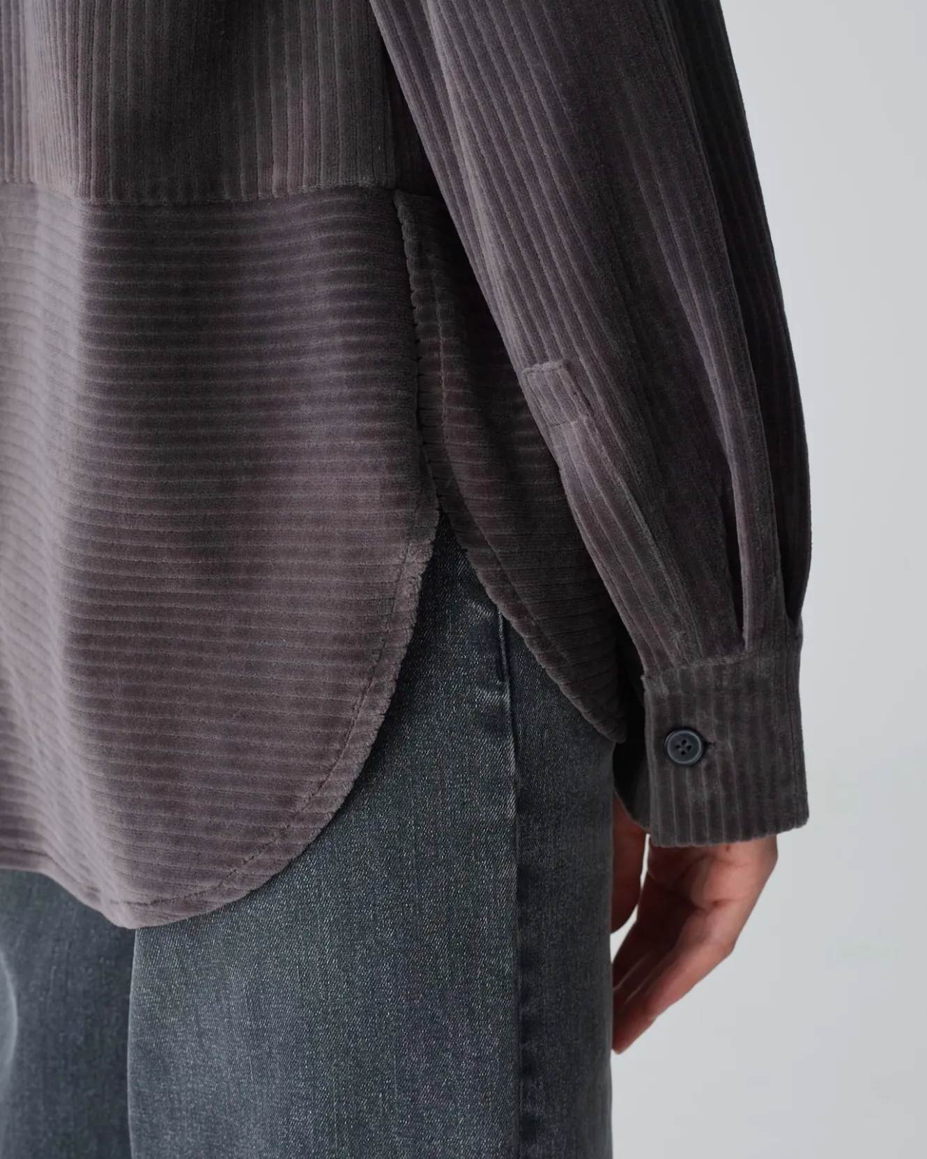 cordbluse_flevo_grau_online_bestellen_5.webp OPUS Cordbluse Flevo Grau Online Bestellen^Damen Blusen
