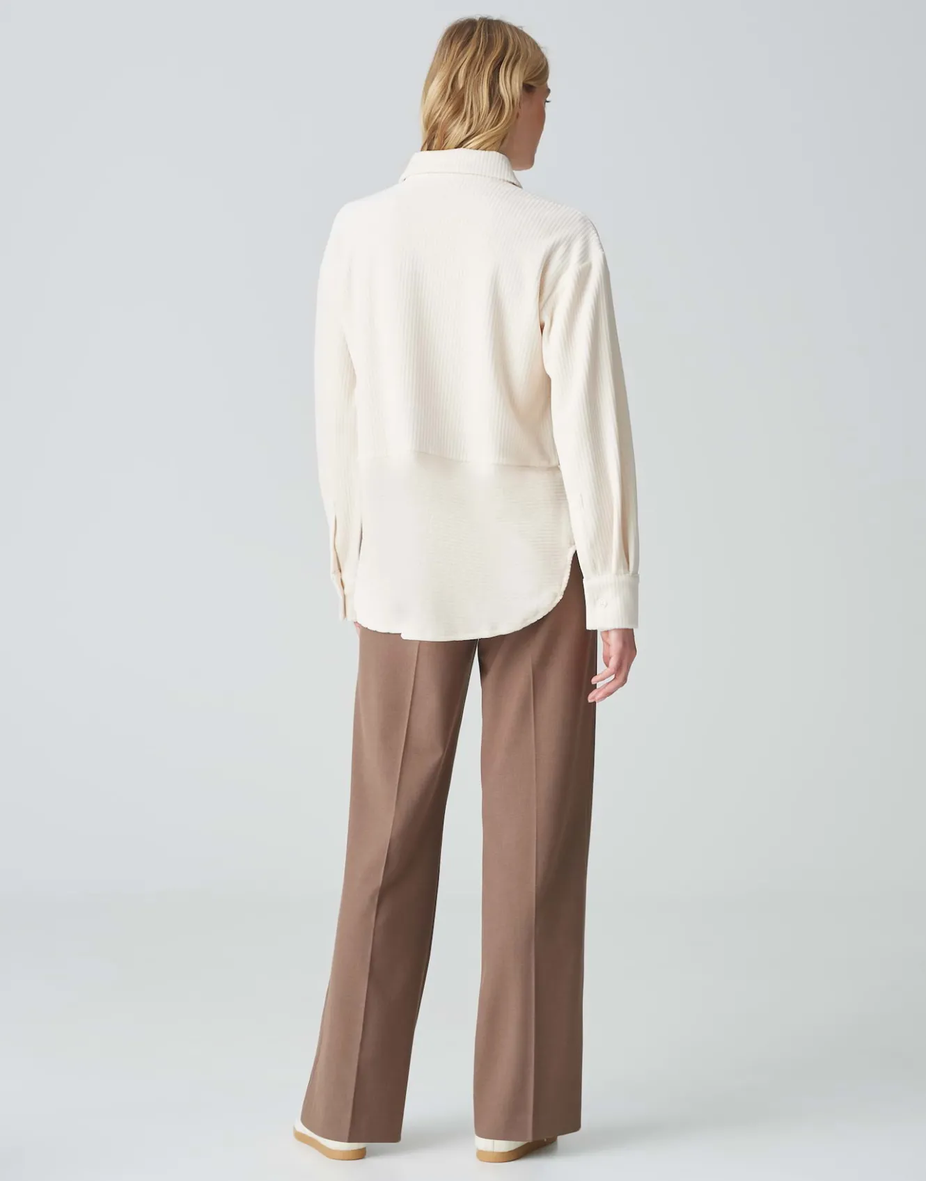 cordbluse_flevo_wei_online_bestellen_2.webp OPUS Cordbluse Flevo Weiß Online Bestellen^Damen Blusen