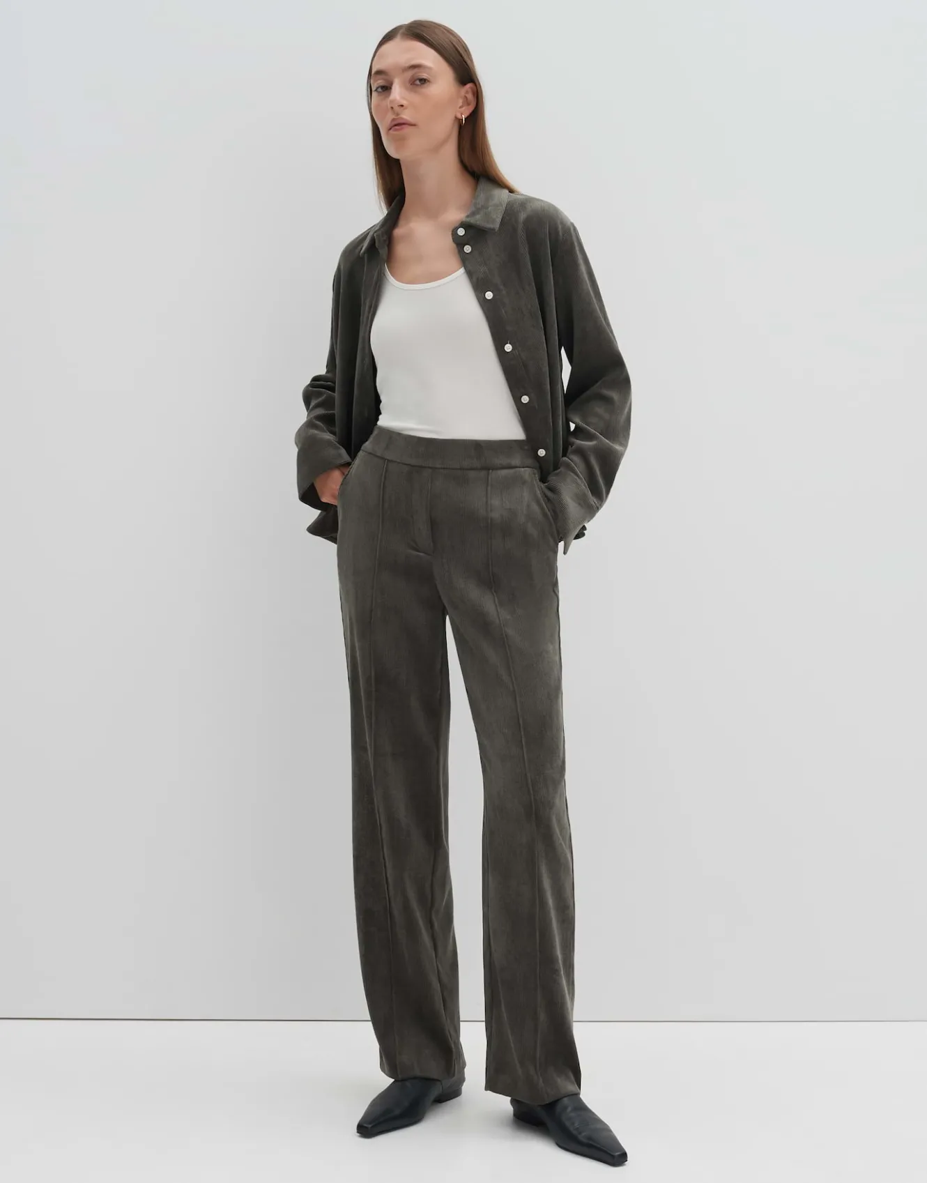 cordhose_cenya_corduroy_grn_online_bestellen_0.webp OPUS Cordhose Cenya Corduroy Grün Online Bestellen^Damen Hosen