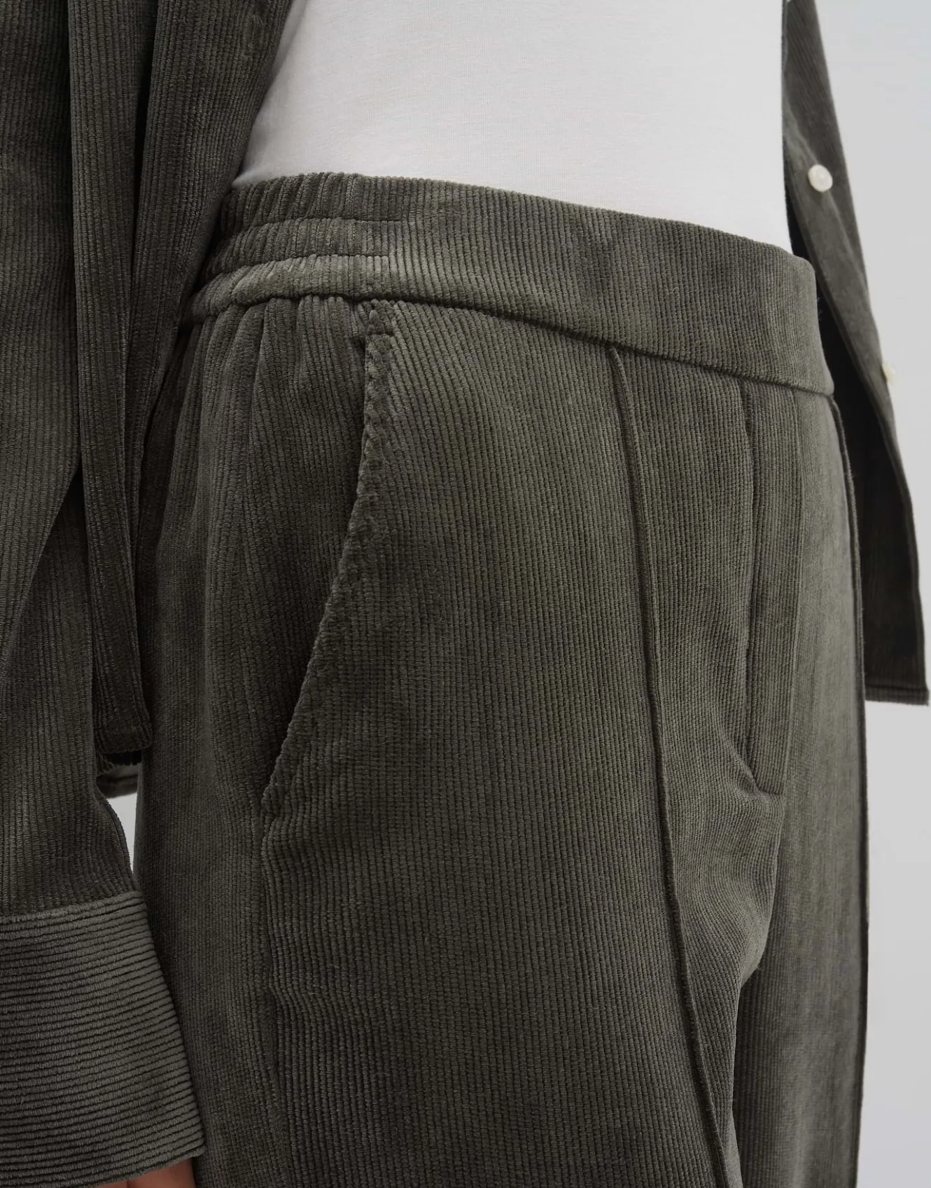 cordhose_cenya_corduroy_grn_online_bestellen_5.webp OPUS Cordhose Cenya Corduroy Grün Online Bestellen^Damen Hosen