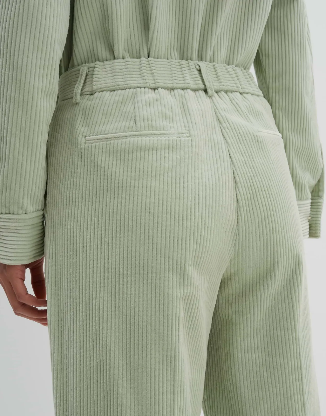 cordhose_cisilia_corduroy_grn_online_bestellen_5.webp OPUS Cordhose Cisilia Corduroy Grün Online Bestellen^Damen Hosen
