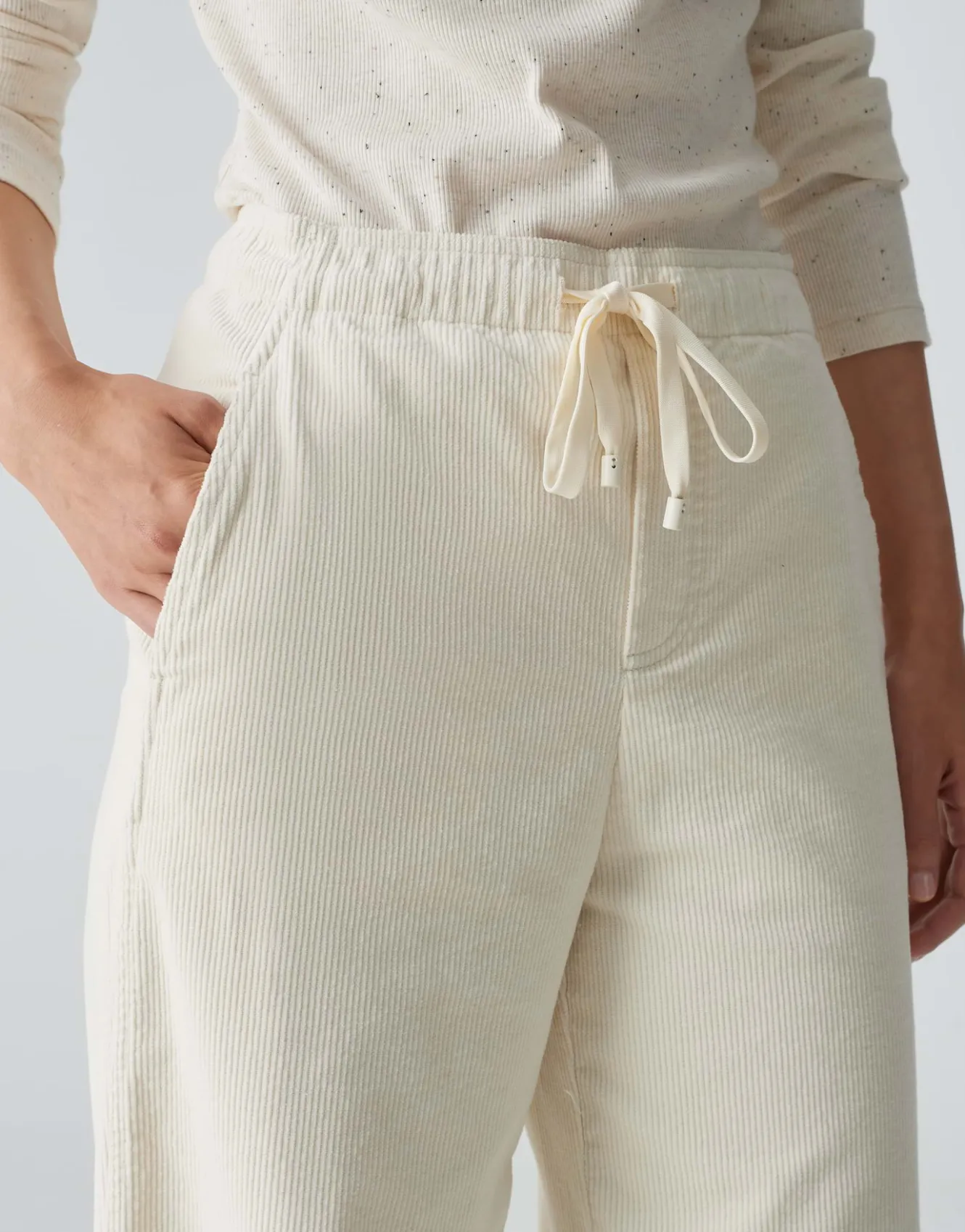 cordhose_mileni_track_wei_online_bestellen_5.webp OPUS Cordhose Mileni Track Weiß Online Bestellen^Damen Hosen