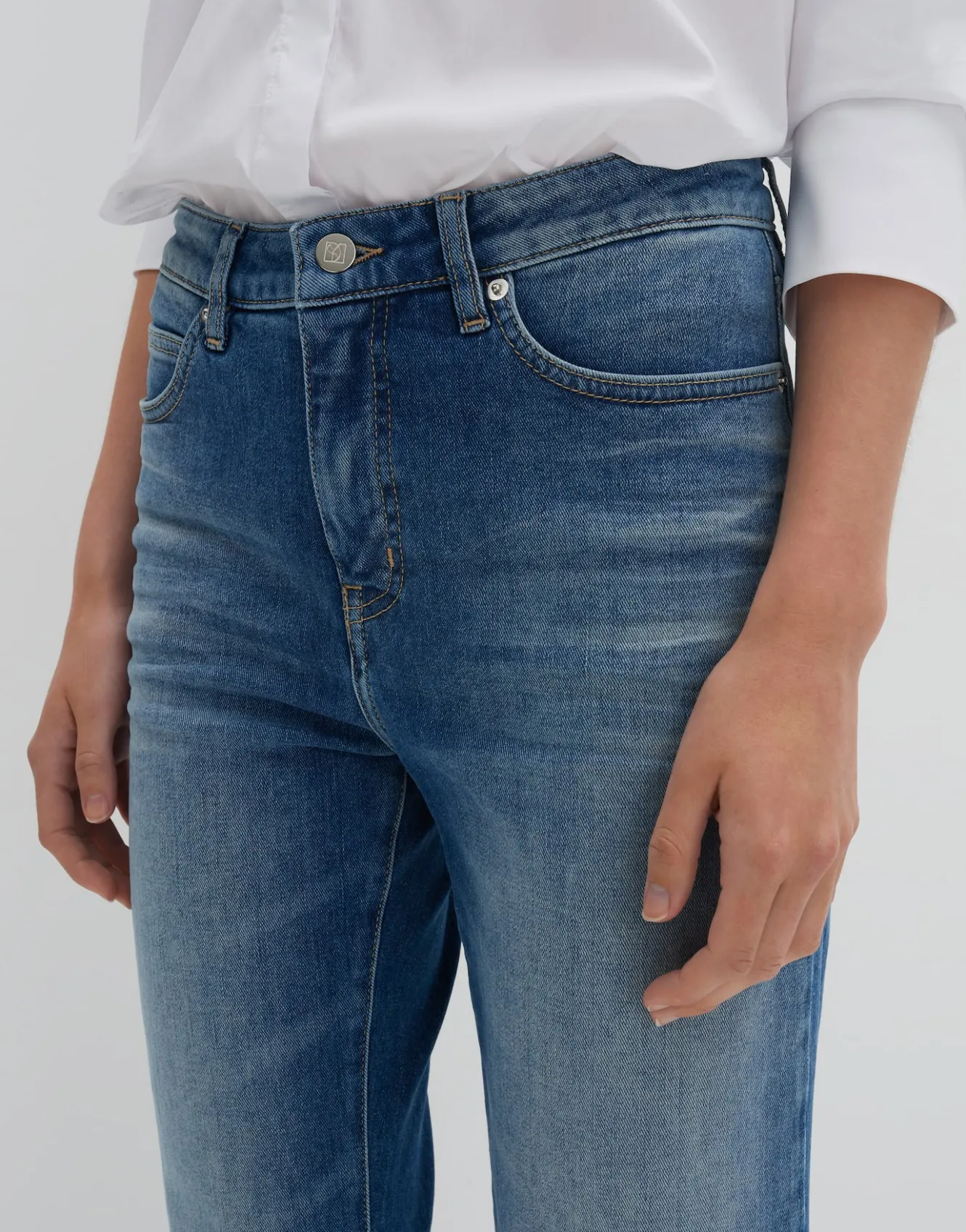 cropped_relaxed_jeans_corah_iconic_blau_online_bestellen_5.webp OPUS Cropped Relaxed Jeans Corah Iconic Blau Online Bestellen^Damen Jeans