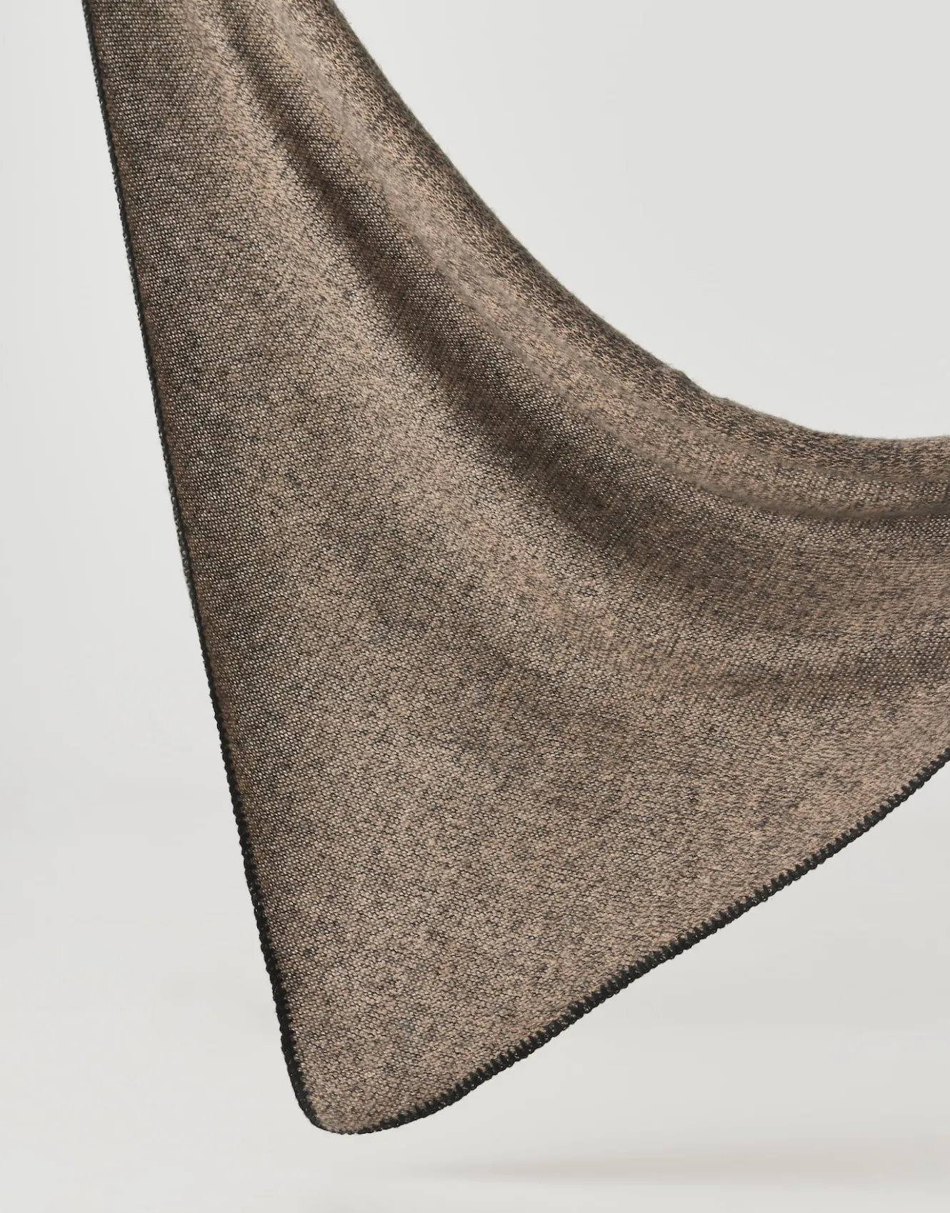 dreieckstuch_amadsi_mix_braun_online_bestellen_6.webp OPUS Dreieckstuch Amadsi Mix Braun Online Bestellen^Damen Accessoires