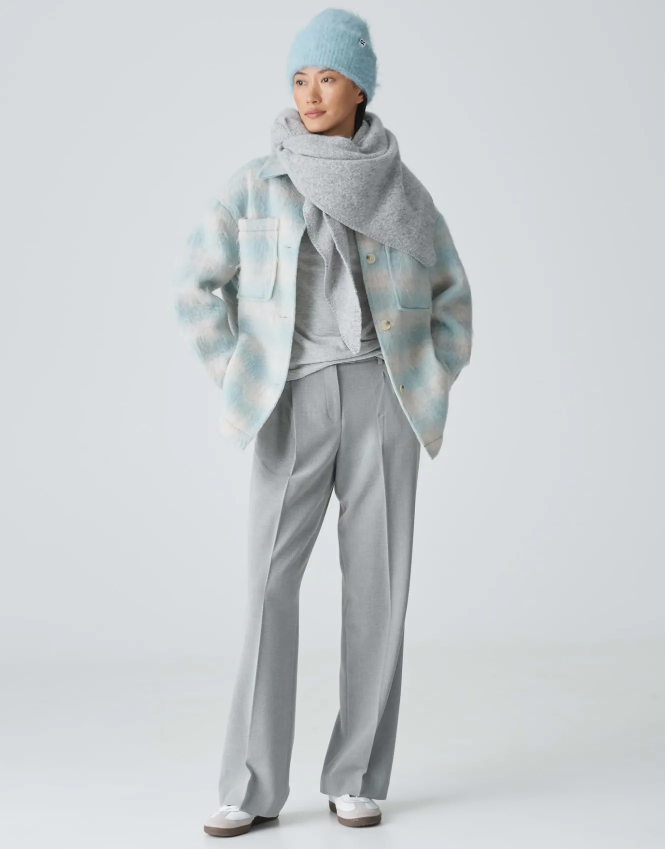 dreieckstuch_amadsi_scarf_grau_online_bestellen_3.webp OPUS Dreieckstuch Amadsi Scarf Grau Online Bestellen^Damen Accessoires