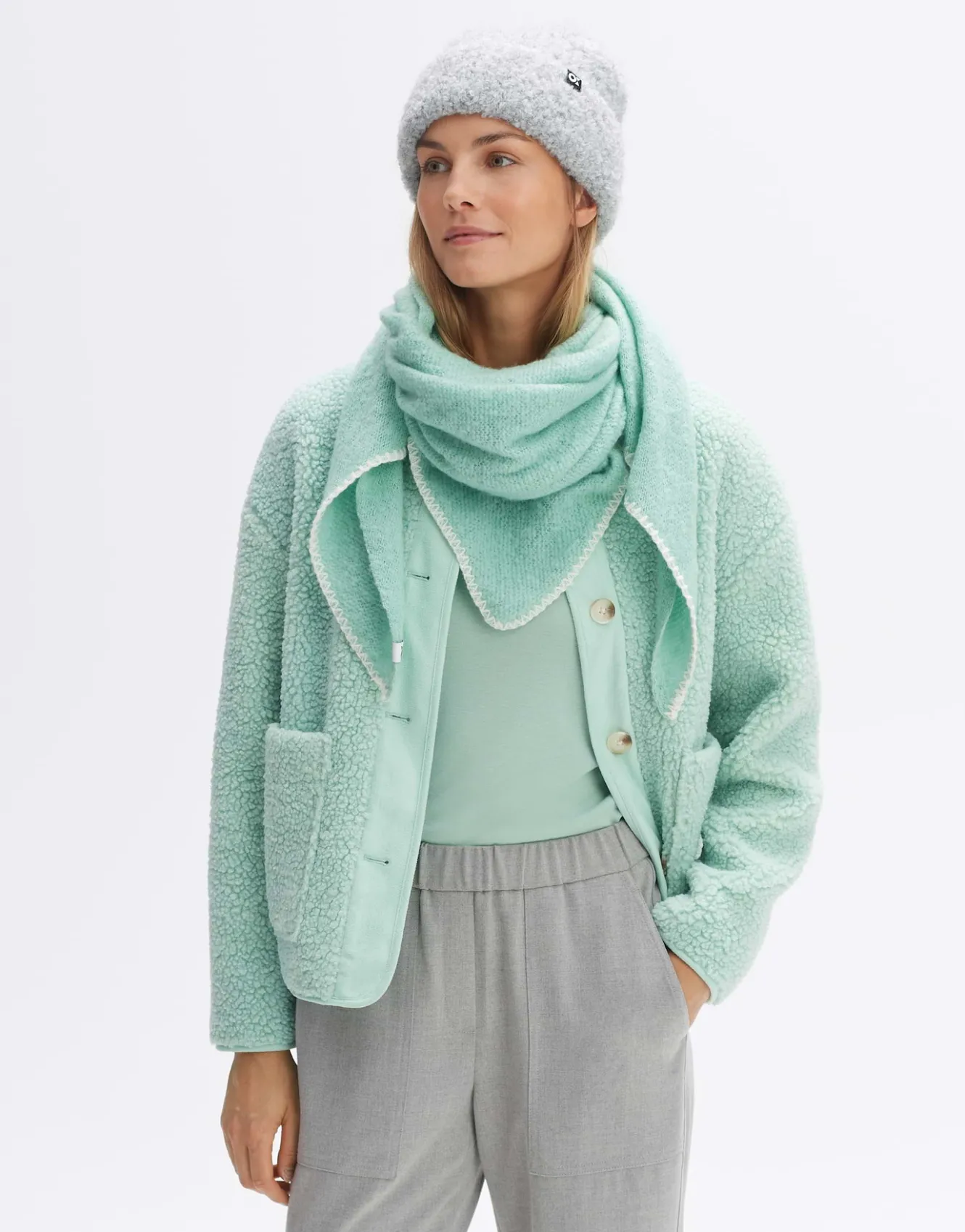 dreieckstuch_amadsi_scarf_grn_online_bestellen_1.webp OPUS Dreieckstuch Amadsi Scarf Grün Online Bestellen^Damen Accessoires