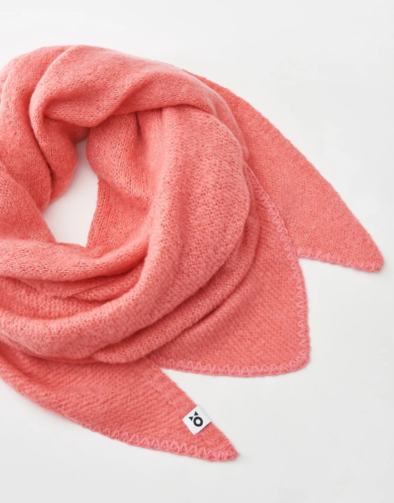 dreieckstuch_amadsi_scarf_rot_online_bestellen_5.webp OPUS Dreieckstuch Amadsi Scarf Rot Online Bestellen^Damen Accessoires