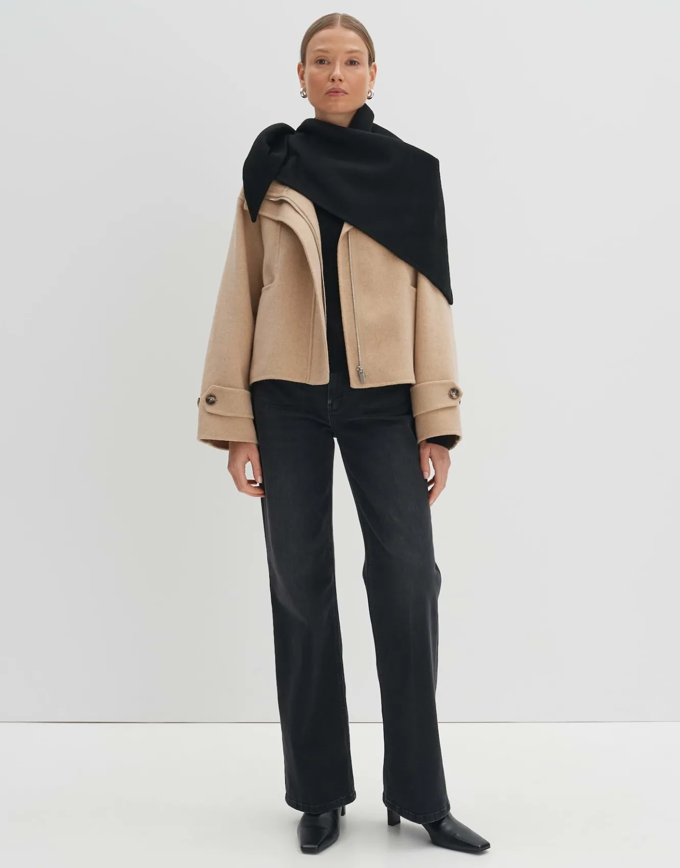 dreieckstuch_blunda_scarf_schwarz_online_bestellen_0.webp OPUS Dreieckstuch Blunda Scarf Schwarz Online Bestellen^Damen Accessoires