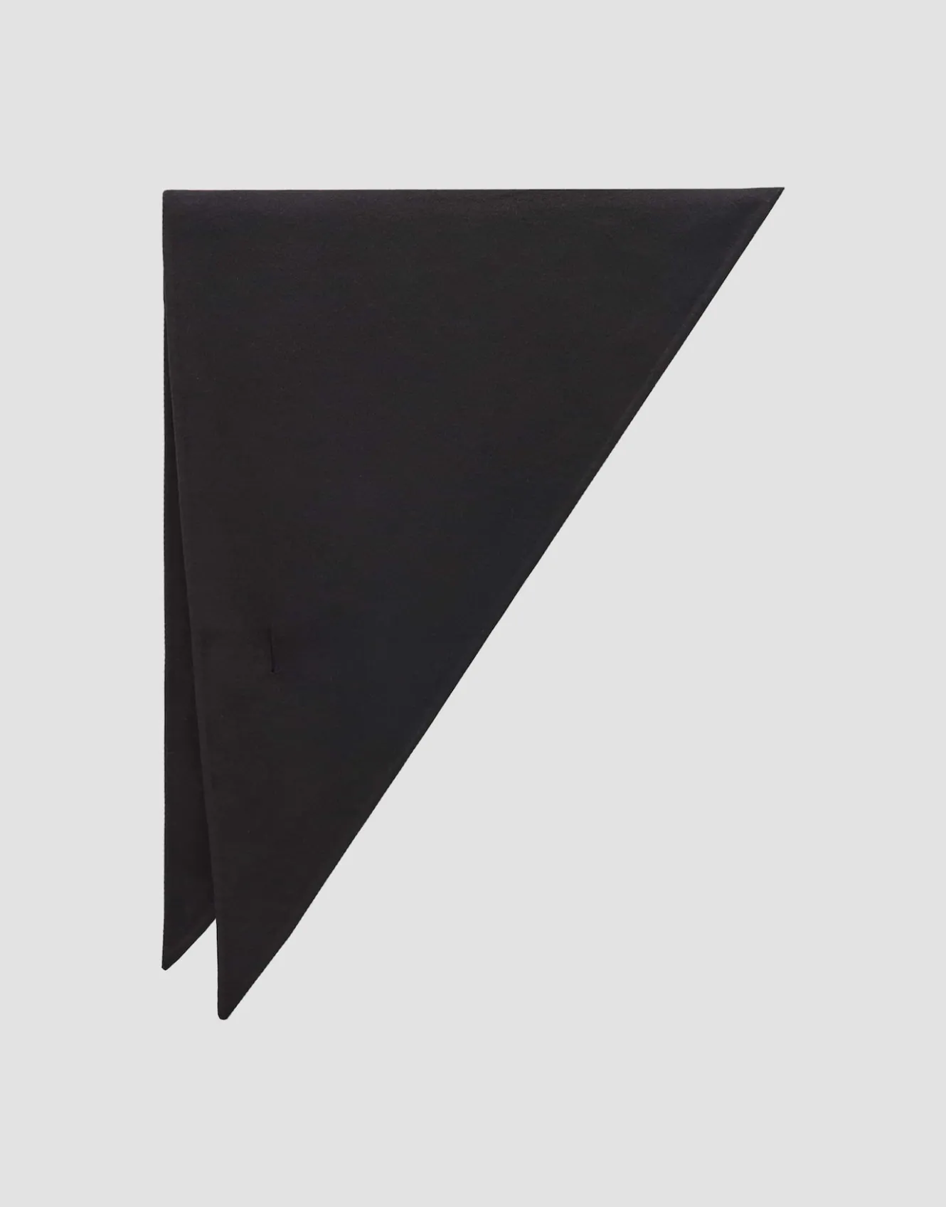 dreieckstuch_blunda_scarf_schwarz_online_bestellen_3.webp OPUS Dreieckstuch Blunda Scarf Schwarz Online Bestellen^Damen Accessoires