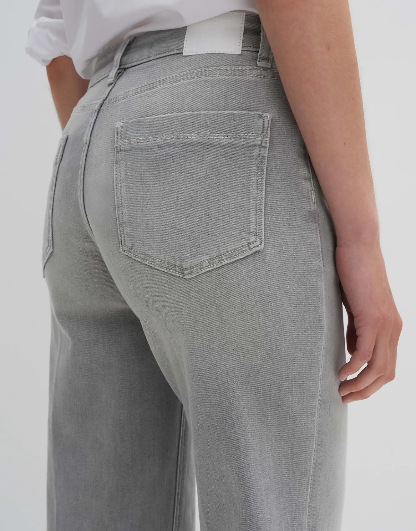 flared_jeans_carie_line_grau_online_bestellen_4.webp OPUS Flared Jeans Carie Line Grau Online Bestellen^Damen Jeans