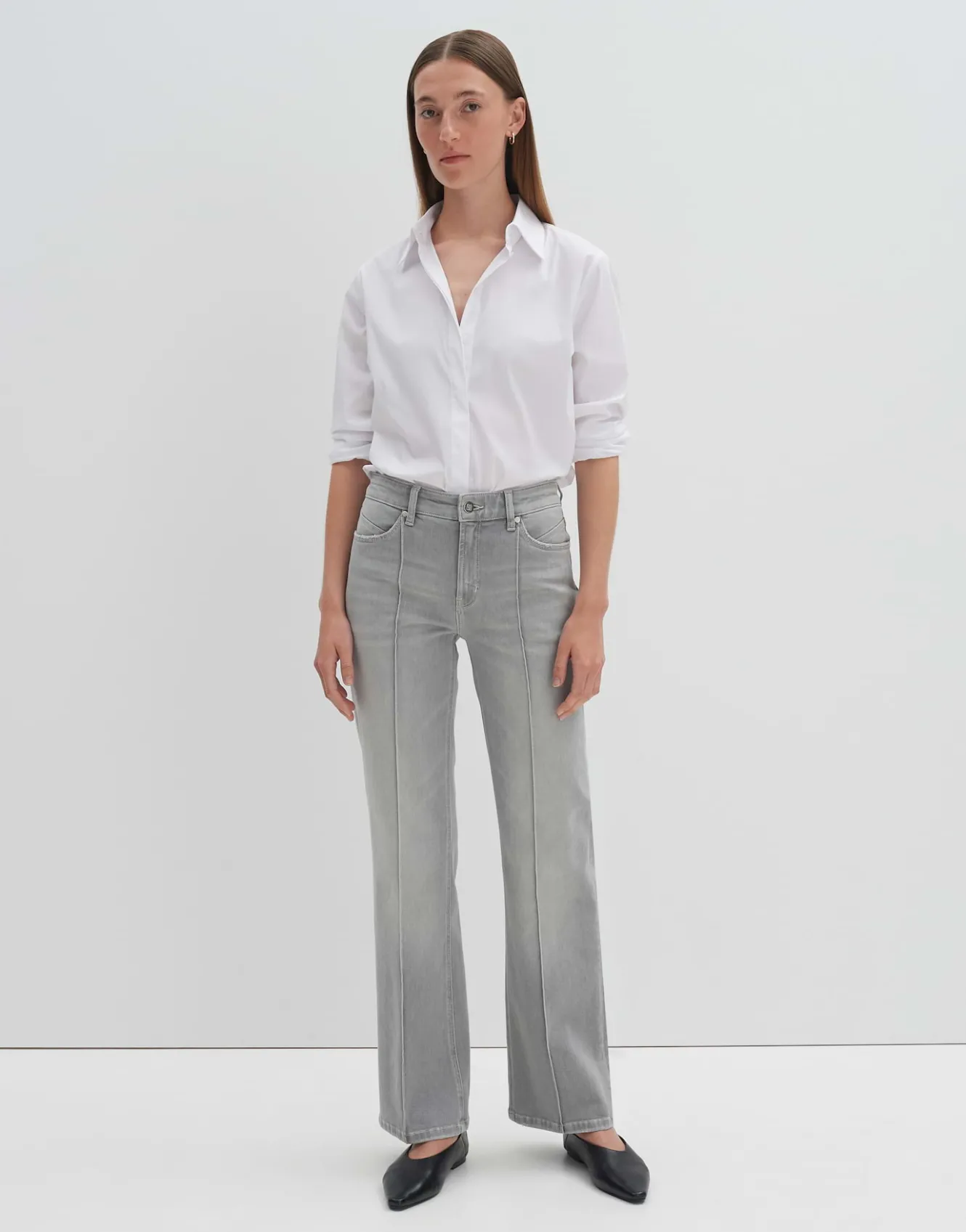 flared_jeans_carie_line_grau_online_bestellen_6.webp OPUS Flared Jeans Carie Line Grau Online Bestellen^Damen Jeans