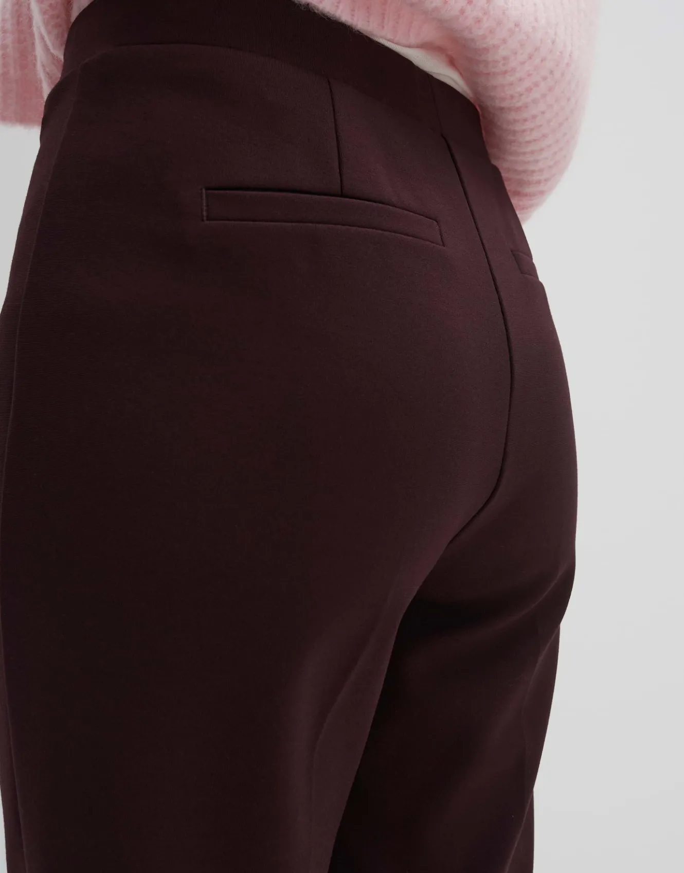 flared_pants_curinna_detail_rot_online_bestellen_4.webp OPUS Flared Pants Curinna Detail Rot Online Bestellen^Damen Hosen