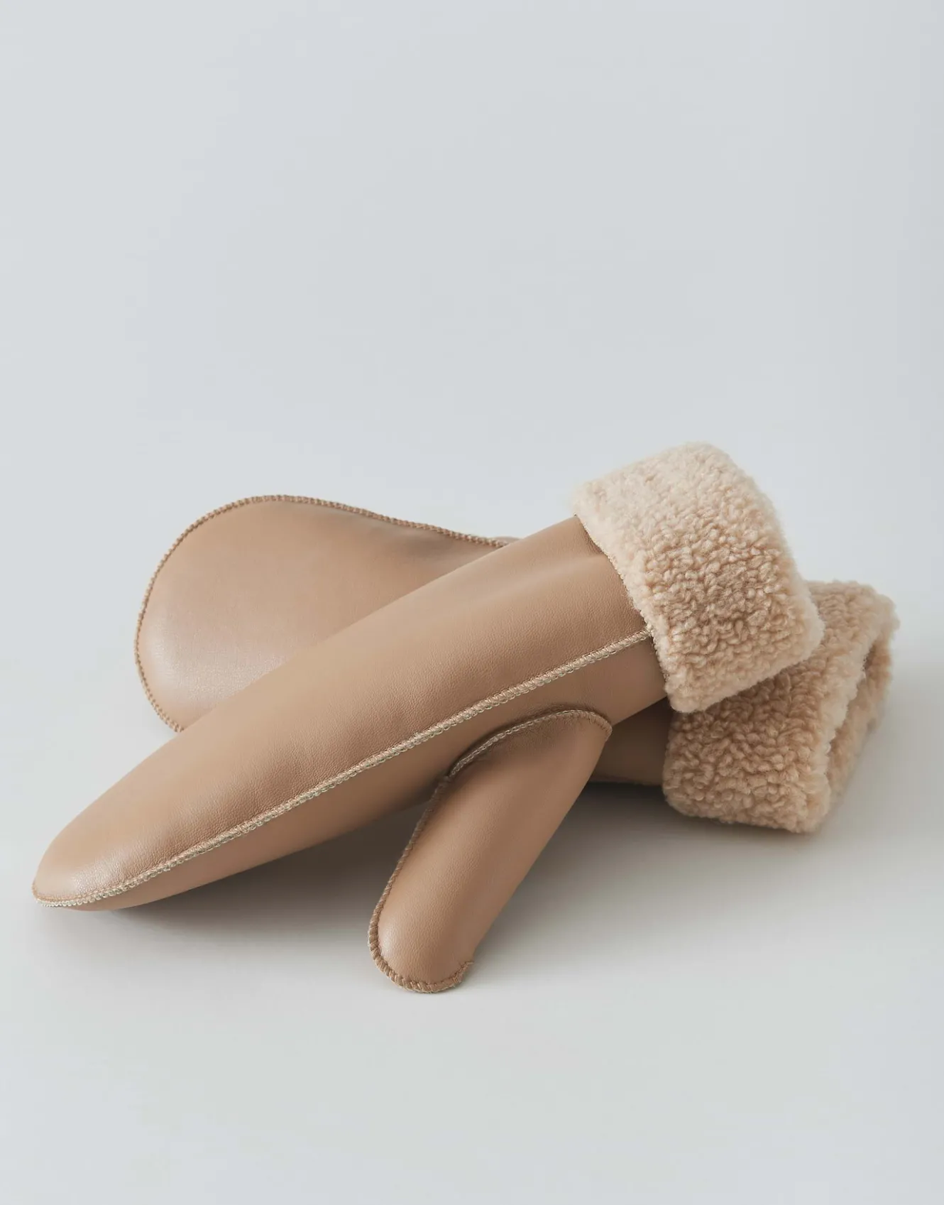 fustling_aledo_gloves_beige_online_bestellen_6.webp OPUS Fäustling Aledo Gloves Beige Online Bestellen^Damen Accessoires