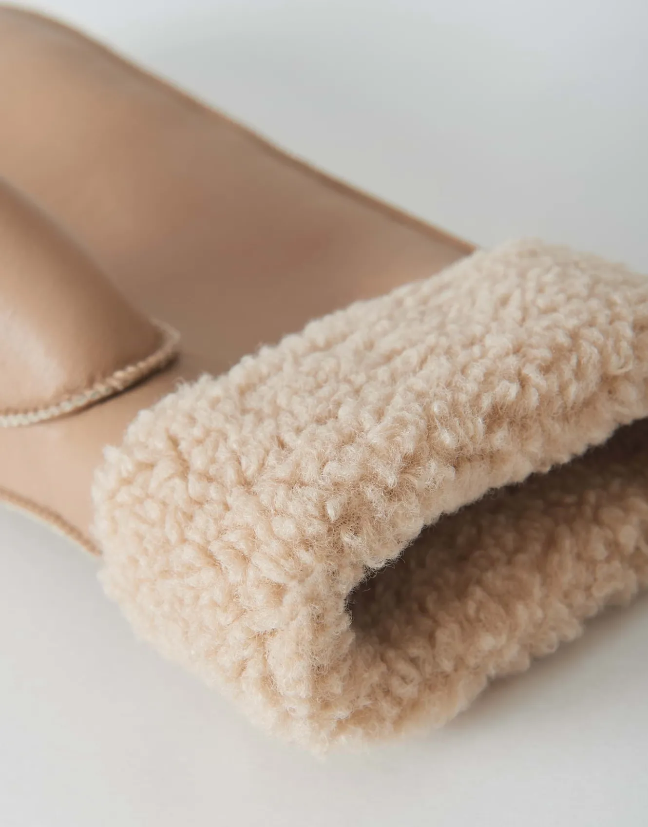 fustling_aledo_gloves_beige_online_bestellen_7.webp OPUS Fäustling Aledo Gloves Beige Online Bestellen^Damen Accessoires