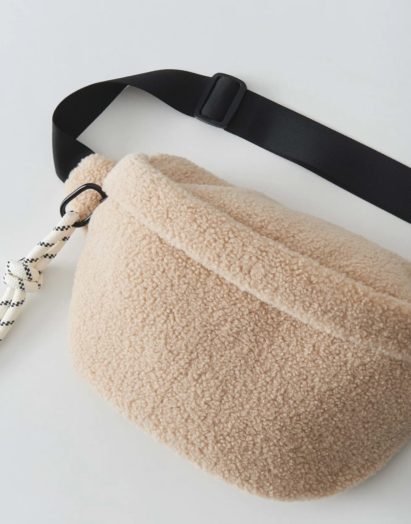 grteltasche_atecta_bag_beige_online_bestellen_7.webp OPUS Gürteltasche Atecta Bag Beige Online Bestellen^Damen Accessoires