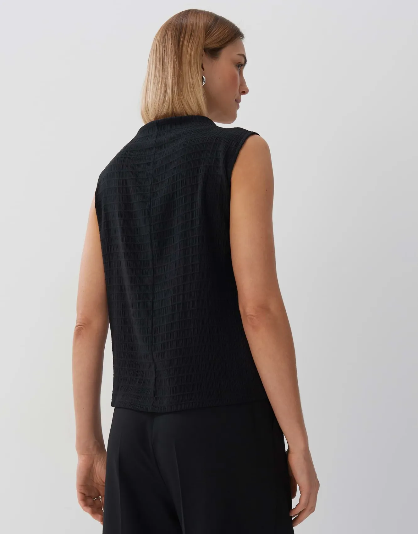 jerseytop_kidera_schwarz_online_bestellen_3.webp OPUS Jerseytop Kidera Schwarz Online Bestellen^Damen Shirts