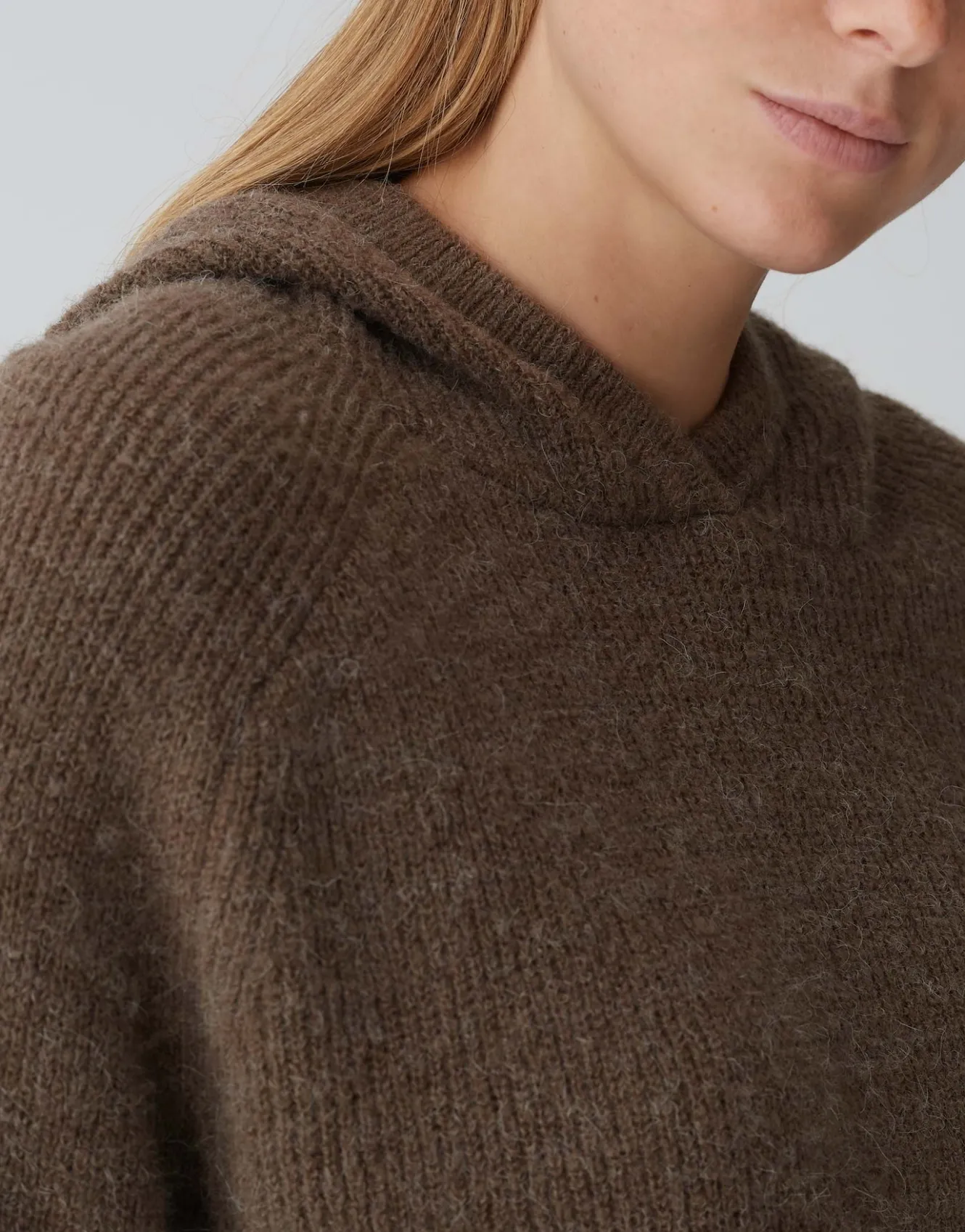 kapuzenpullover_poody_braun_online_bestellen_3.webp OPUS Kapuzenpullover Poody Braun Online Bestellen^Damen Strick