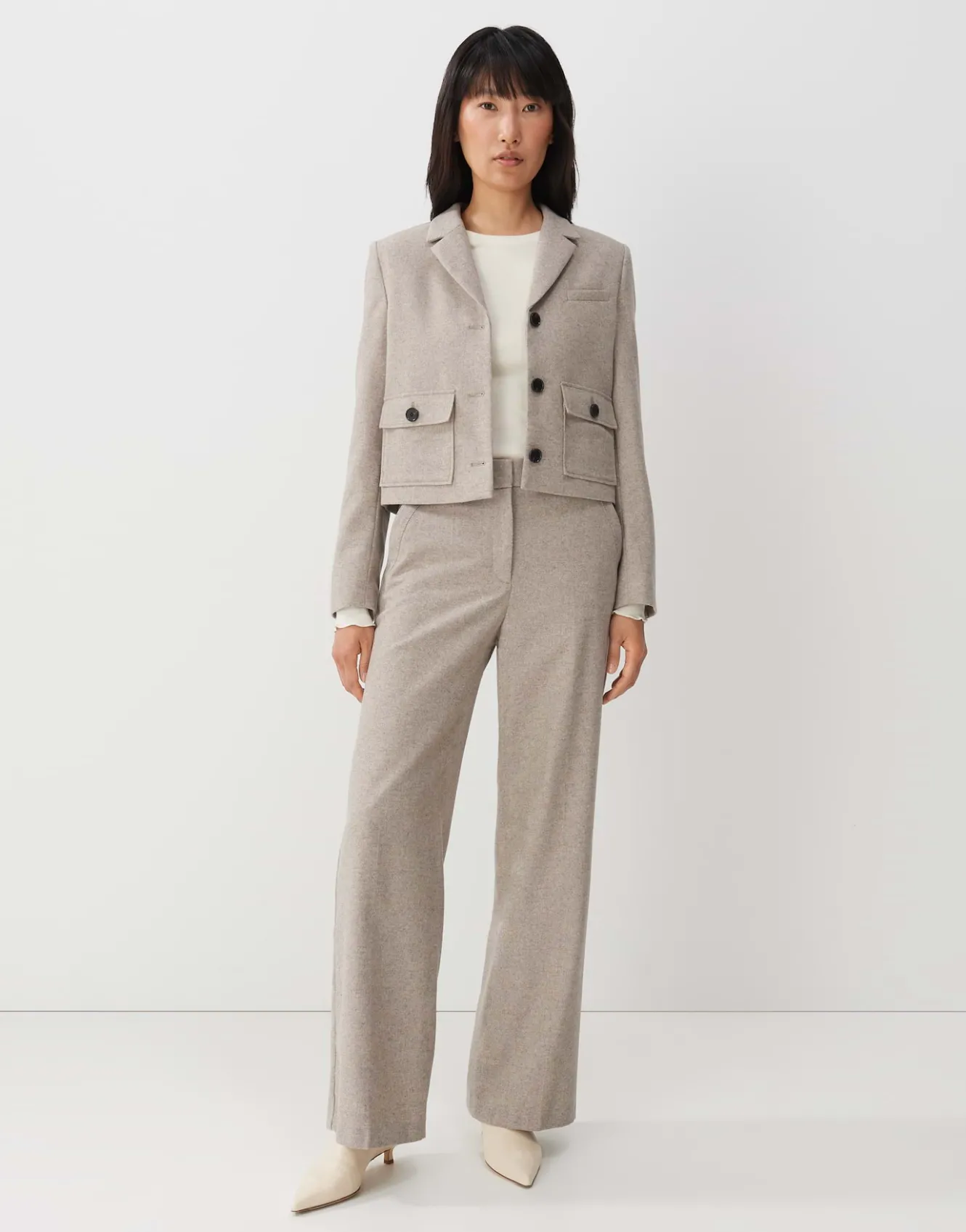 kurzblazer_naine_beige_online_bestellen_0.webp OPUS Kurzblazer Naine Beige Online Bestellen^Damen Blazer / Westen