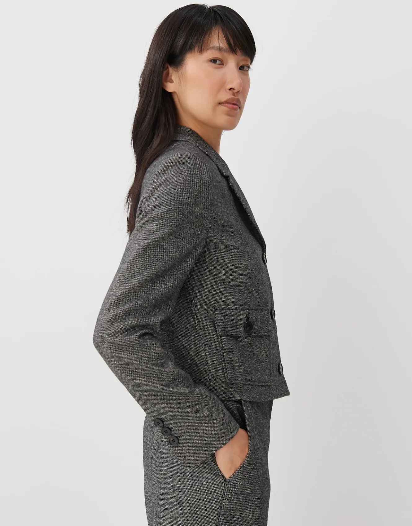 kurzblazer_naine_grau_online_bestellen_3.webp OPUS Kurzblazer Naine Grau Online Bestellen^Damen Blazer / Westen