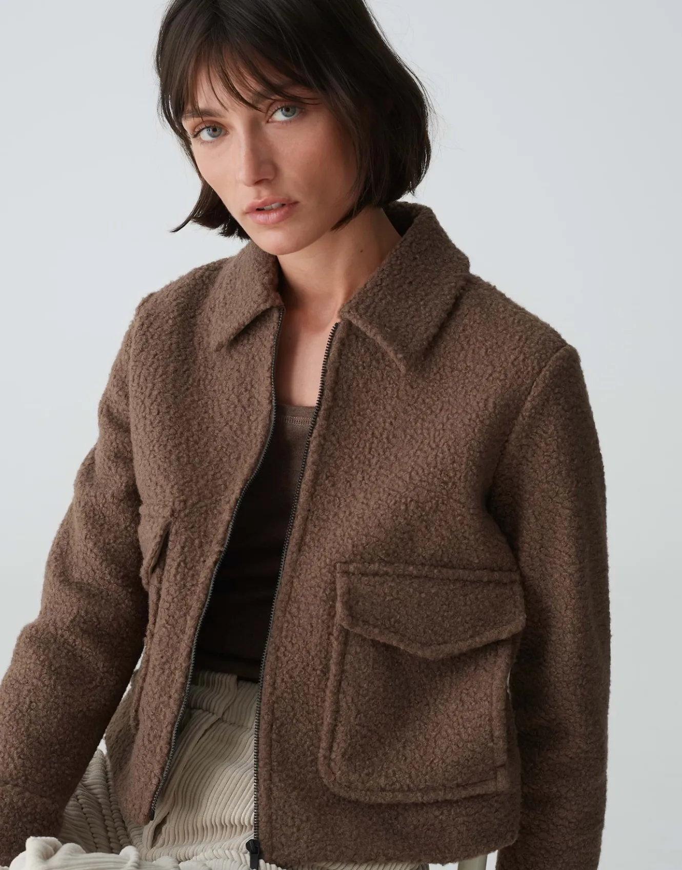 kurzjacke_holma_braun_online_bestellen_9.webp OPUS Kurzjacke Holma Braun Online Bestellen^Damen Jacken / Mäntel | Blazer / Westen