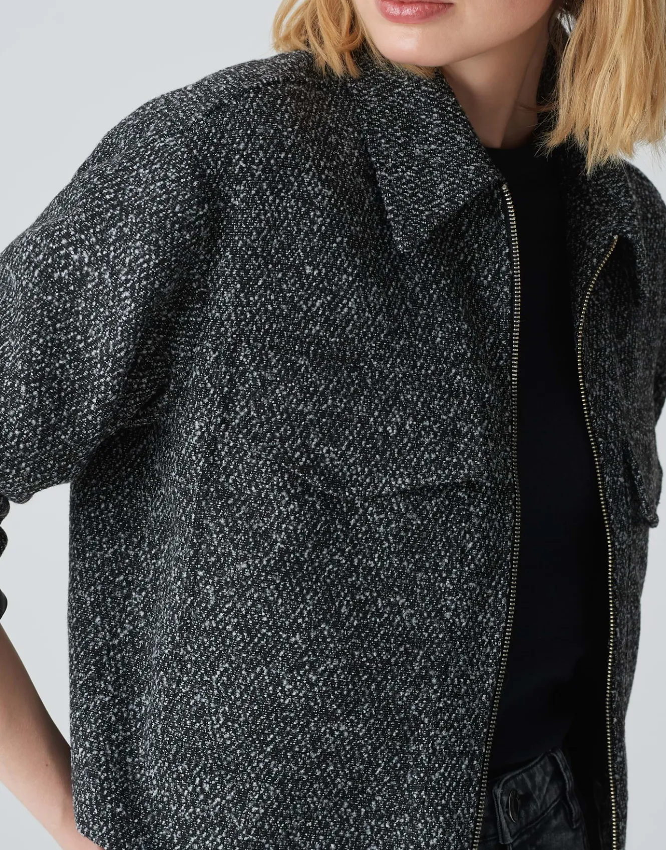 kurzjacke_jasko_schwarz_online_bestellen_3.webp OPUS Kurzjacke Jasko Schwarz Online Bestellen^Damen Jacken / Mäntel
