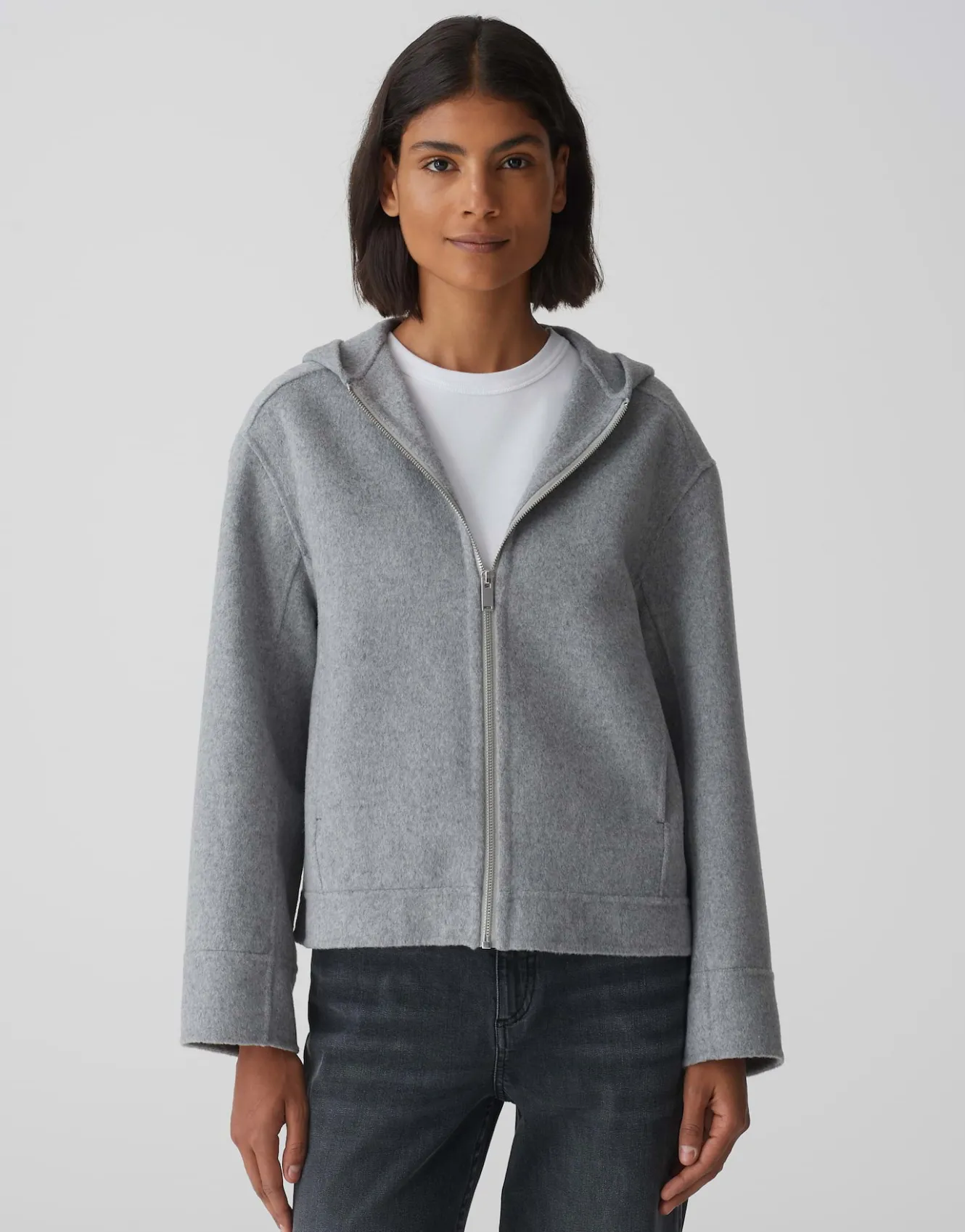 kurzjacke_jetty_grau_online_bestellen_1.webp OPUS Kurzjacke Jetty Grau Online Bestellen^Damen Jacken / Mäntel | Blazer / Westen