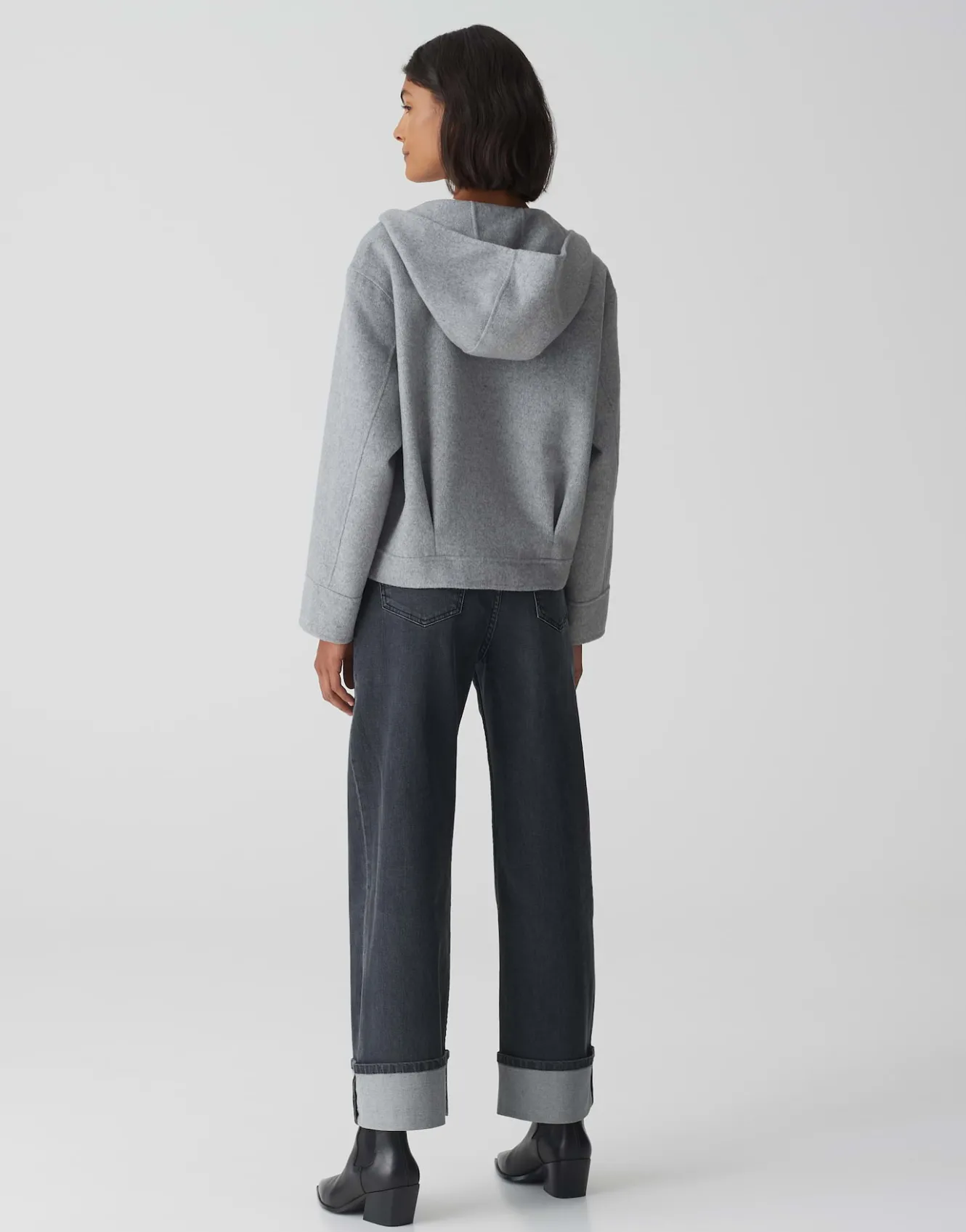 kurzjacke_jetty_grau_online_bestellen_2.webp OPUS Kurzjacke Jetty Grau Online Bestellen^Damen Jacken / Mäntel | Blazer / Westen
