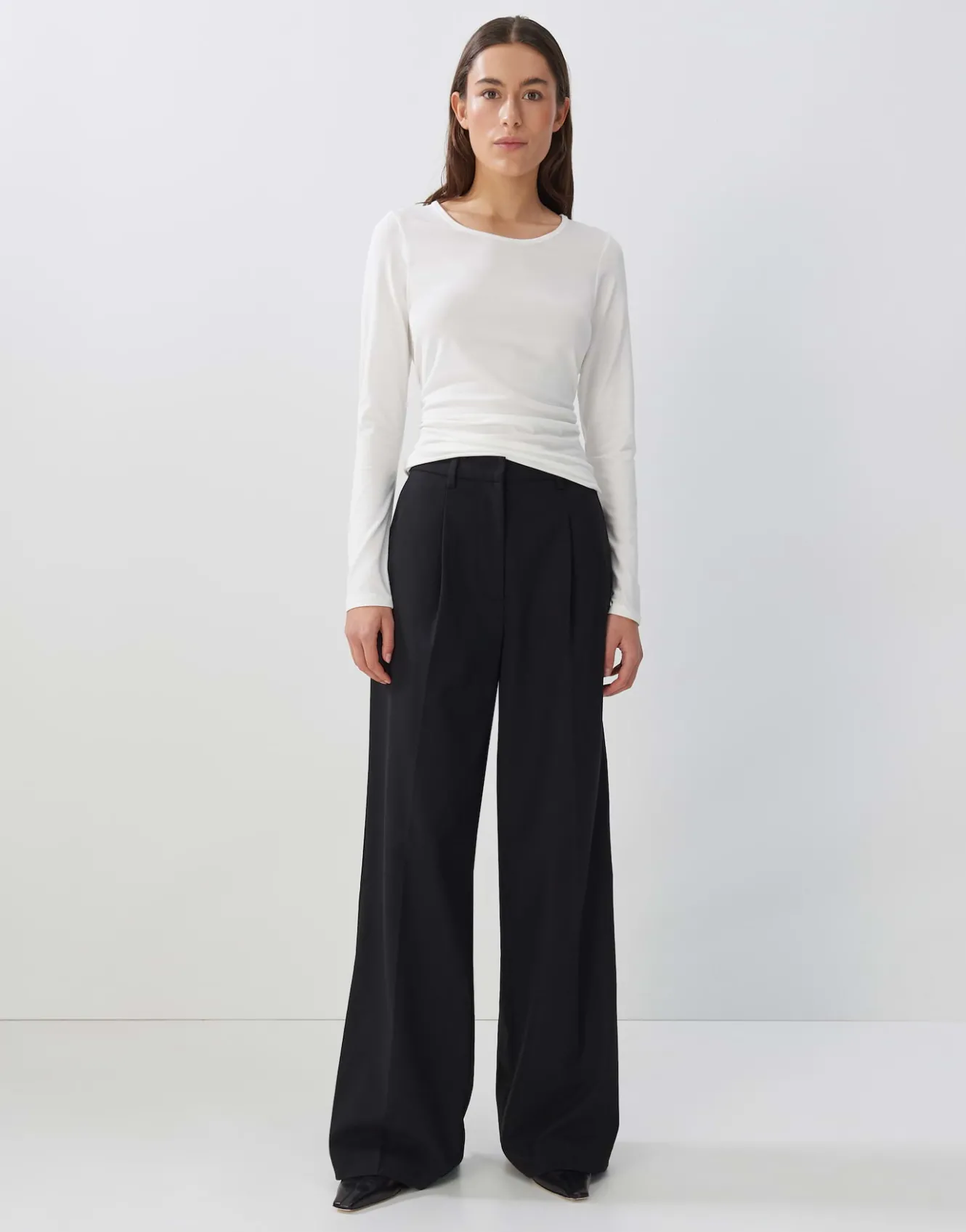 langarmshirt_kalia_wei_online_bestellen_4.webp OPUS Langarmshirt Kalia Weiß Online Bestellen^Damen Basics | Shirts
