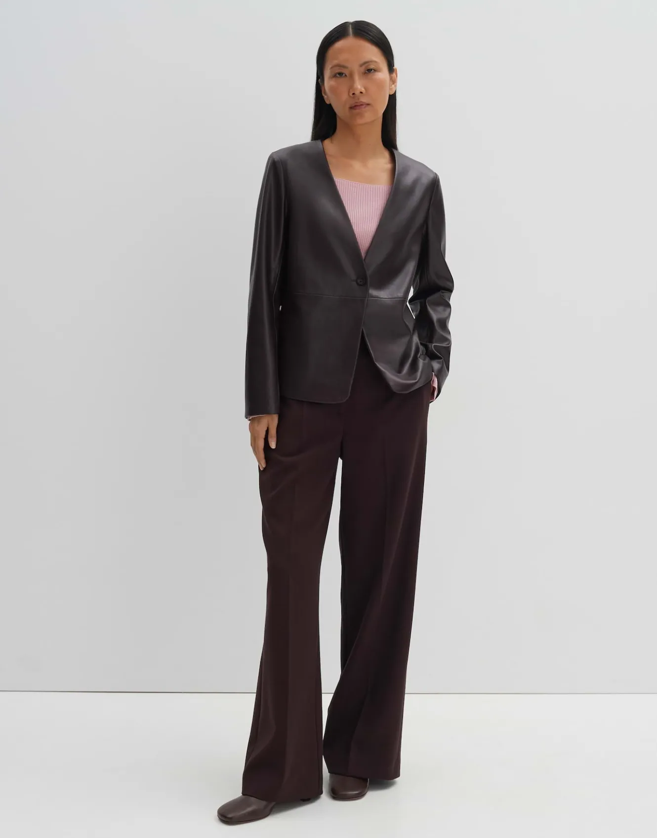 lederblazer_noebe_rot_online_bestellen_6.webp OPUS Lederblazer Noebe Rot Online Bestellen^Damen Blazer / Westen
