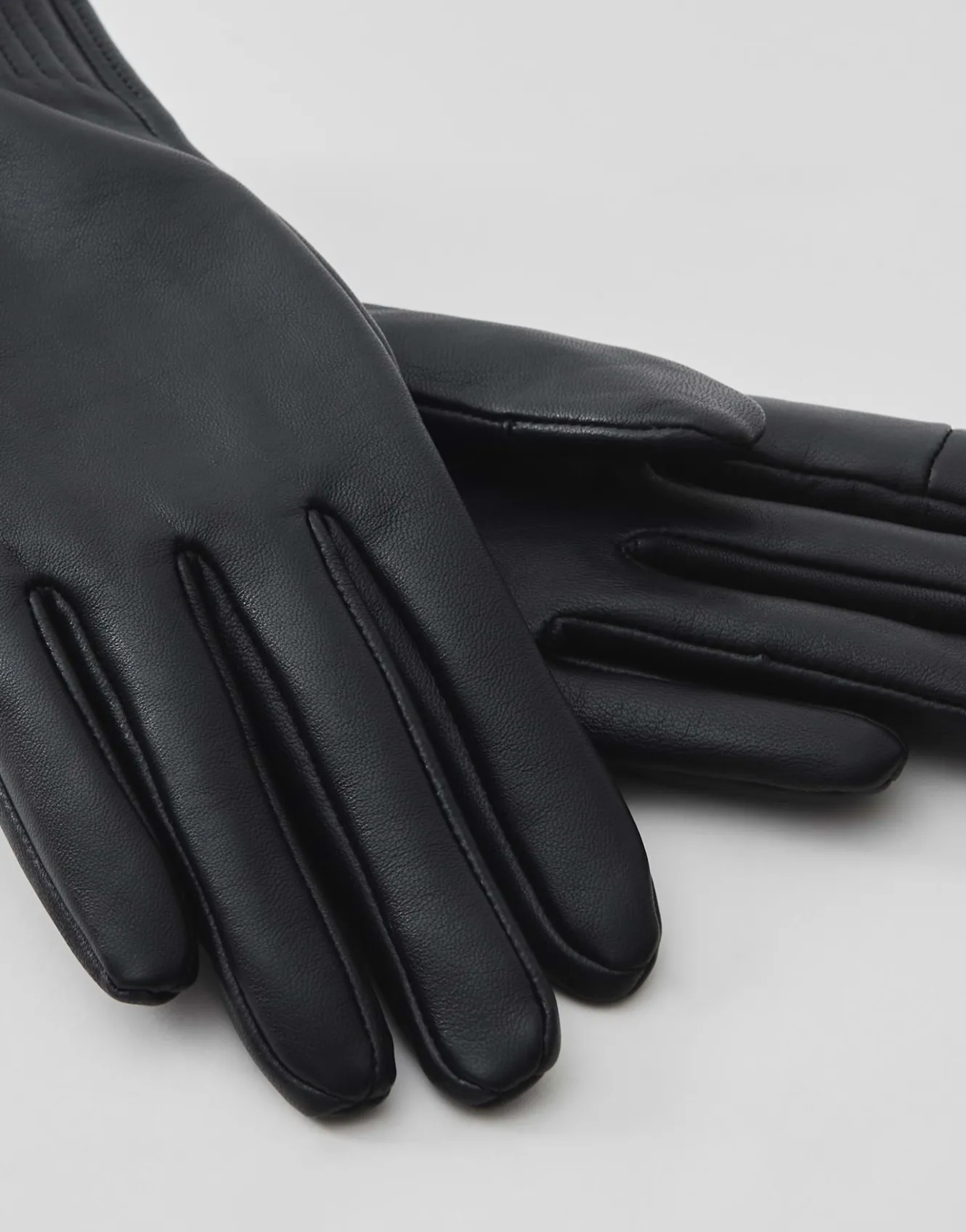 lederhandschuh_alettio_gloves_schwarz_online_bestellen_5.webp OPUS Lederhandschuh Alettio Gloves Schwarz Online Bestellen^Damen Accessoires