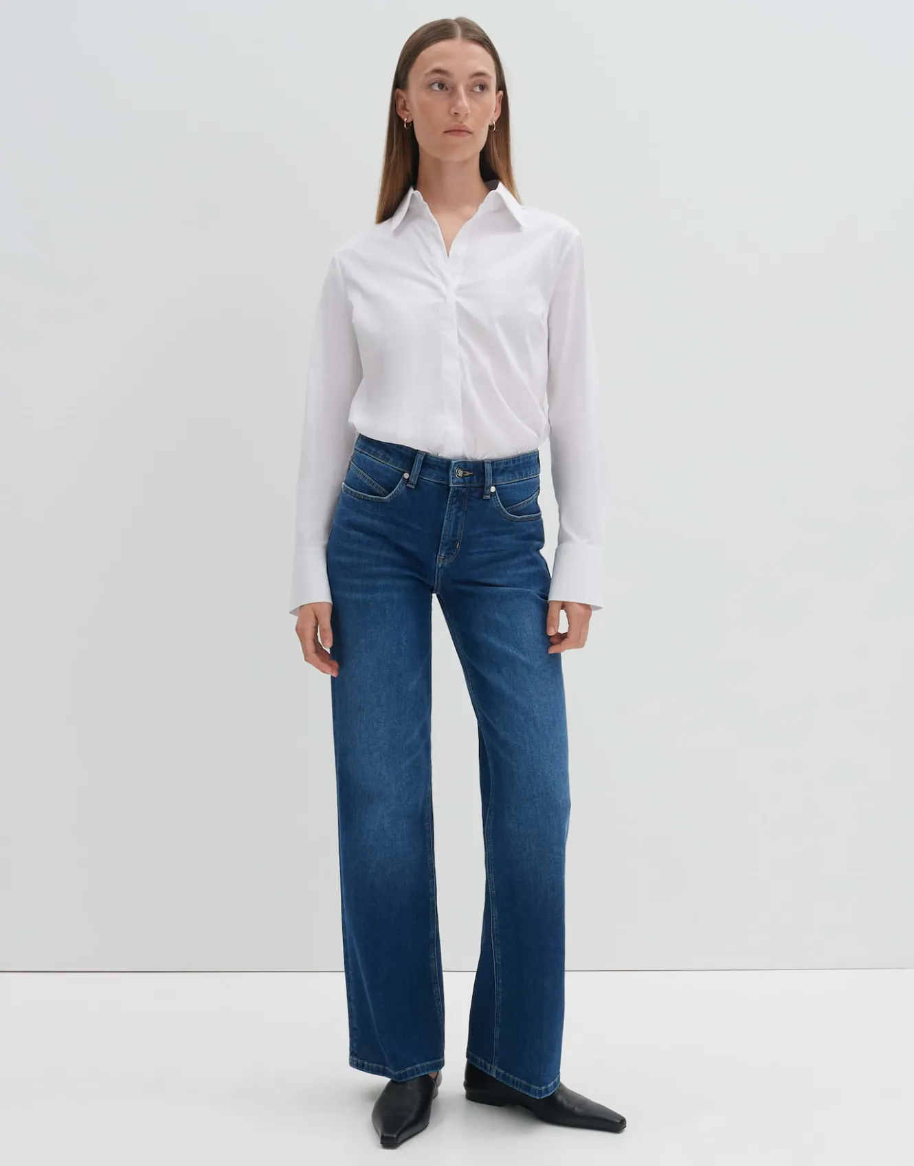 long_flared_jeans_carie_iconic_blau_online_bestellen_0.webp OPUS Long Flared Jeans Carie Iconic Blau Online Bestellen^Damen Jeans
