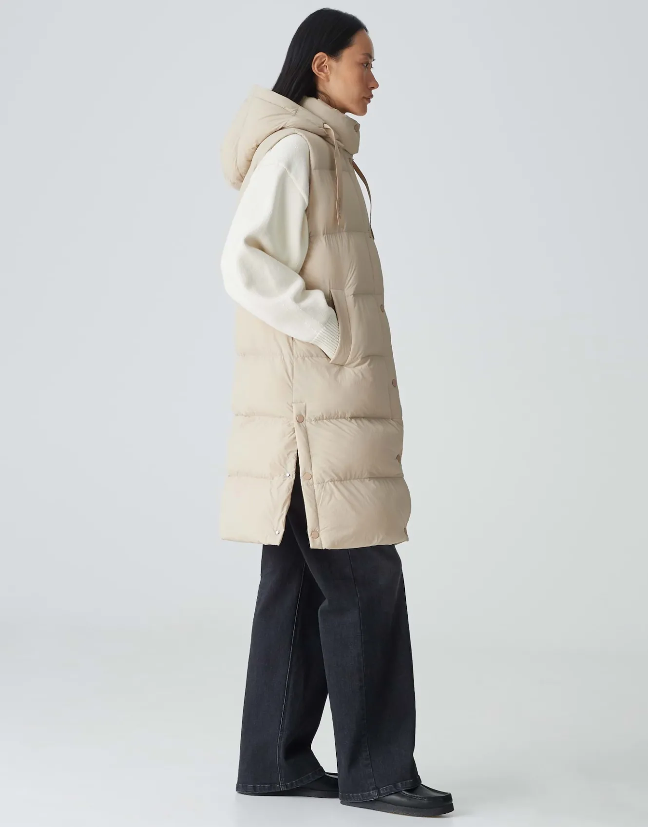 longweste_wigilo_beige_online_bestellen_3.webp OPUS Longweste Wigilo Beige Online Bestellen^Damen Jacken / Mäntel | Blazer / Westen
