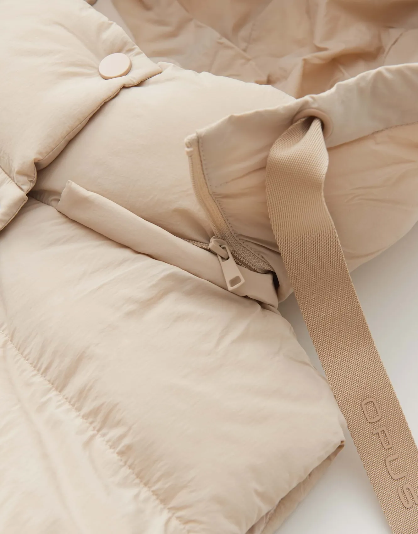 longweste_wigilo_beige_online_bestellen_9.webp OPUS Longweste Wigilo Beige Online Bestellen^Damen Jacken / Mäntel | Blazer / Westen