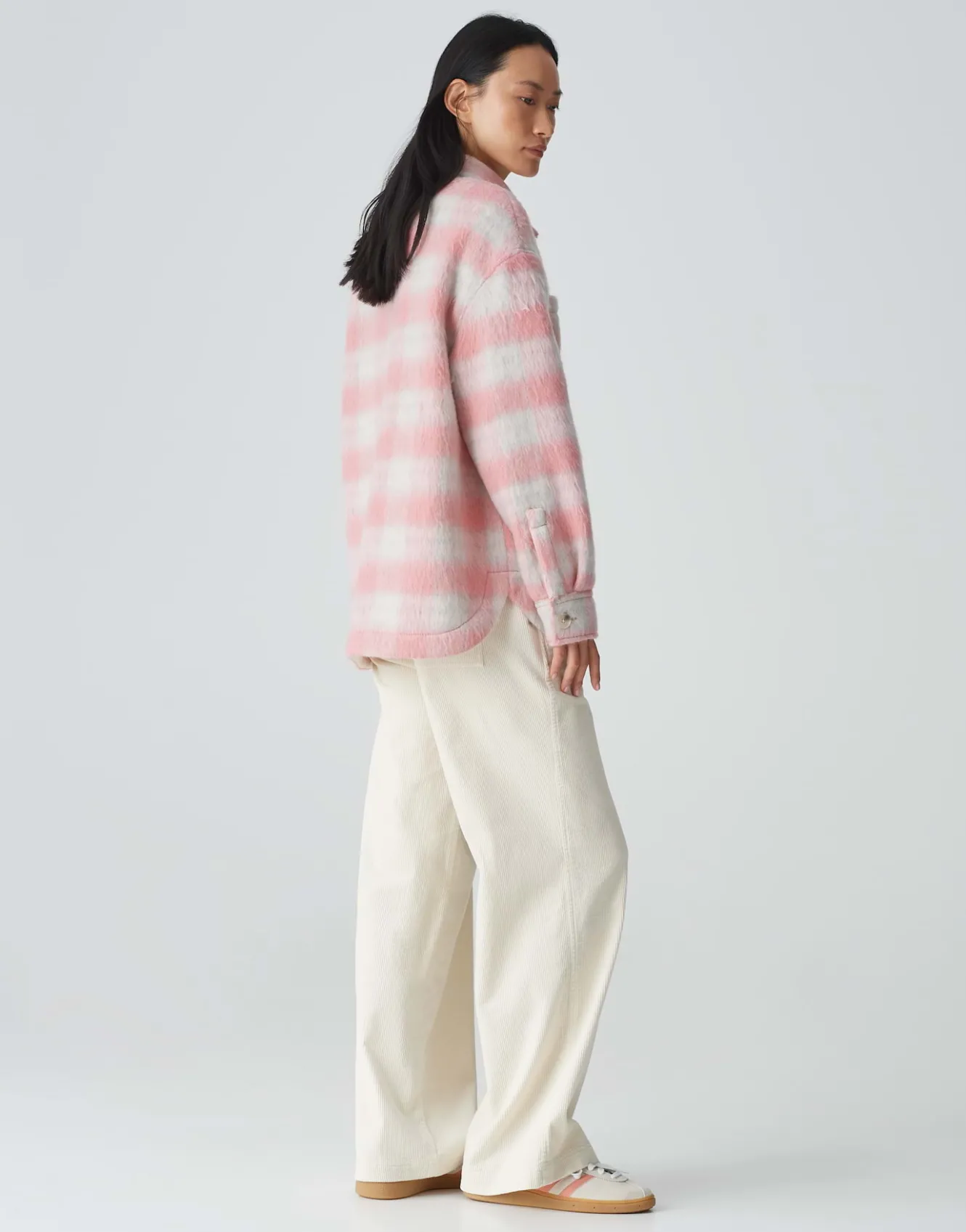 overshirt_jelma_ros_online_bestellen_3.webp OPUS Overshirt Jelma Rosé Online Bestellen^Damen Blazer / Westen