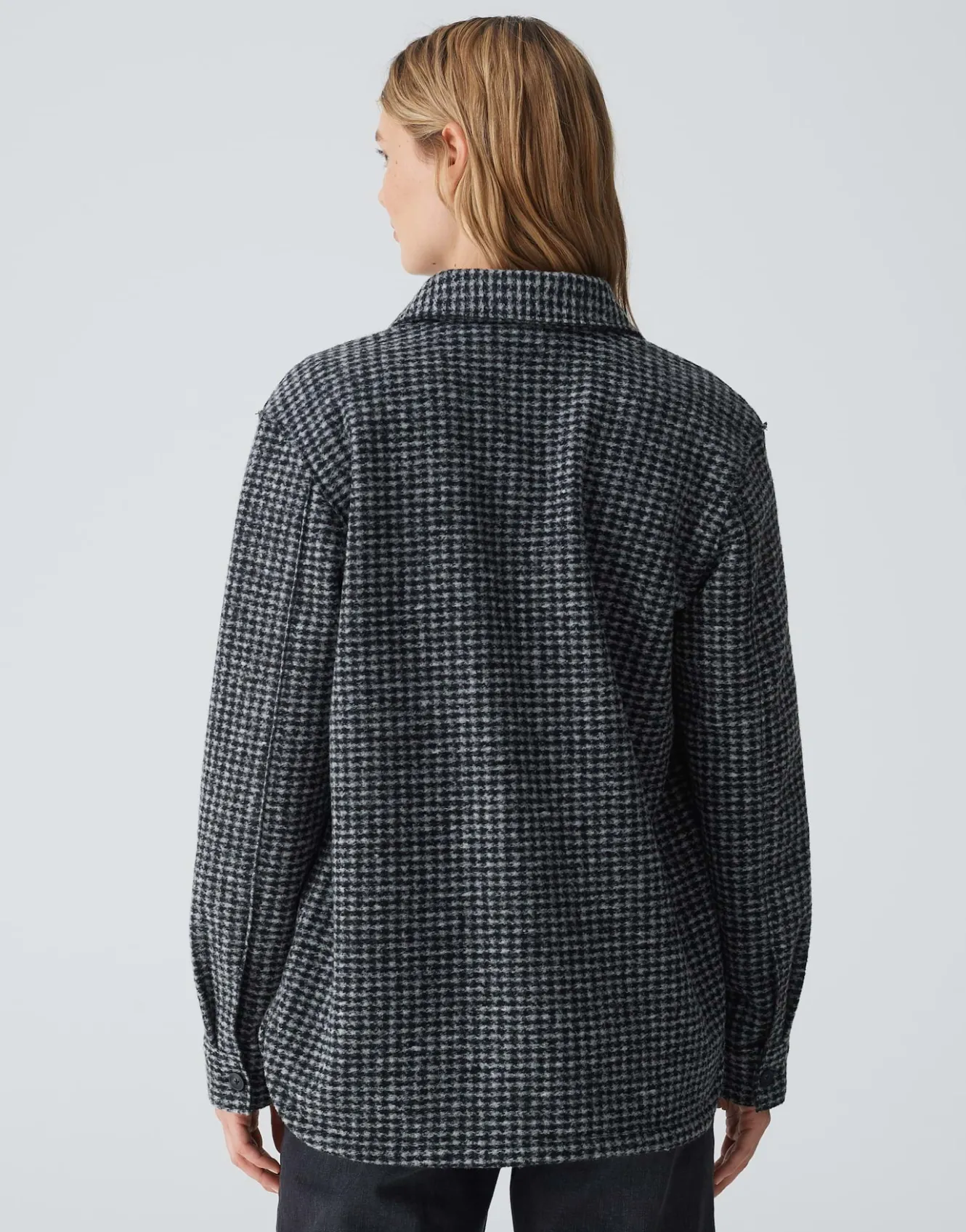 overshirt_junisa_schwarz_online_bestellen_2.webp OPUS Overshirt Junisa Schwarz Online Bestellen^Damen Blazer / Westen