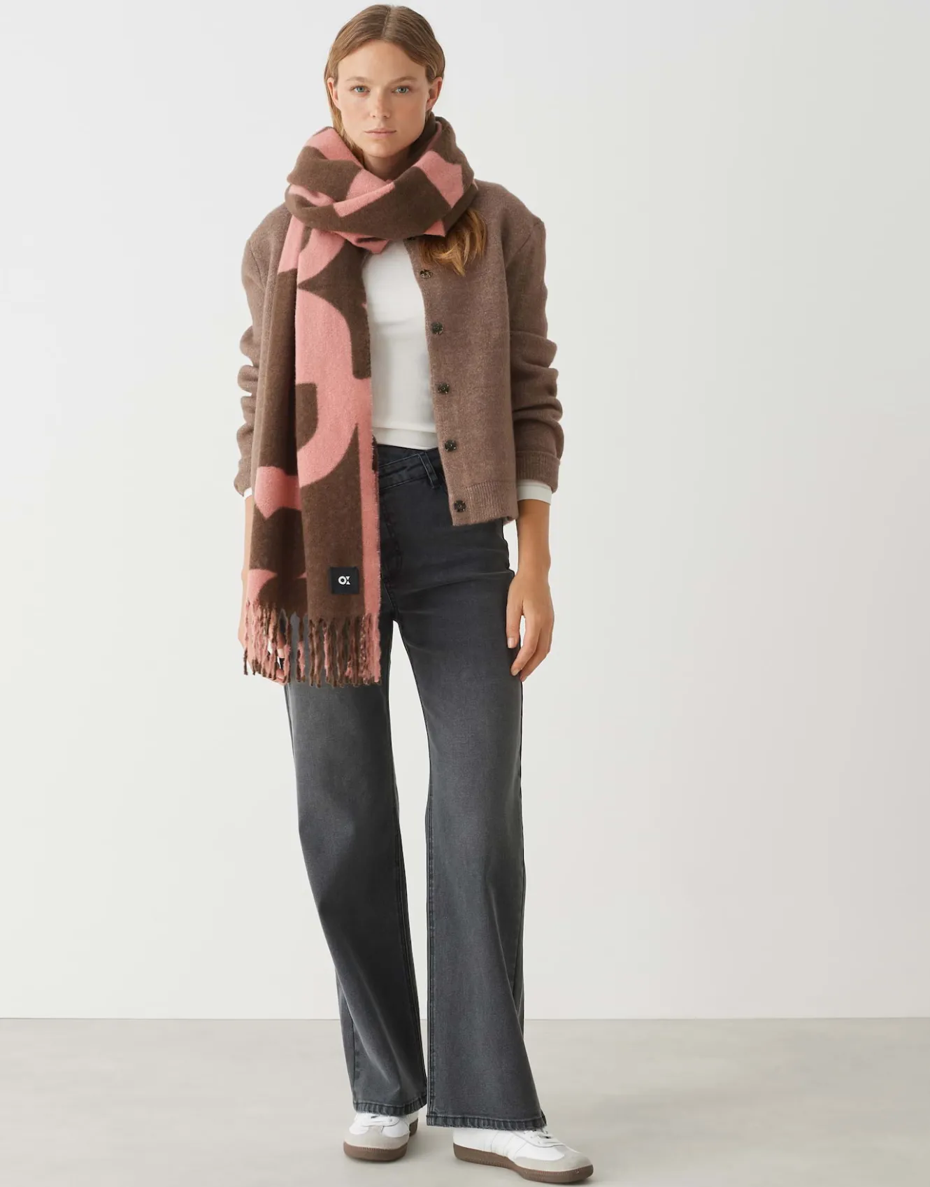 oversize_schal_amadita_scarf_ros_online_bestellen_2.webp OPUS Oversize Schal Amadita Scarf Rosé Online Bestellen^Damen Accessoires