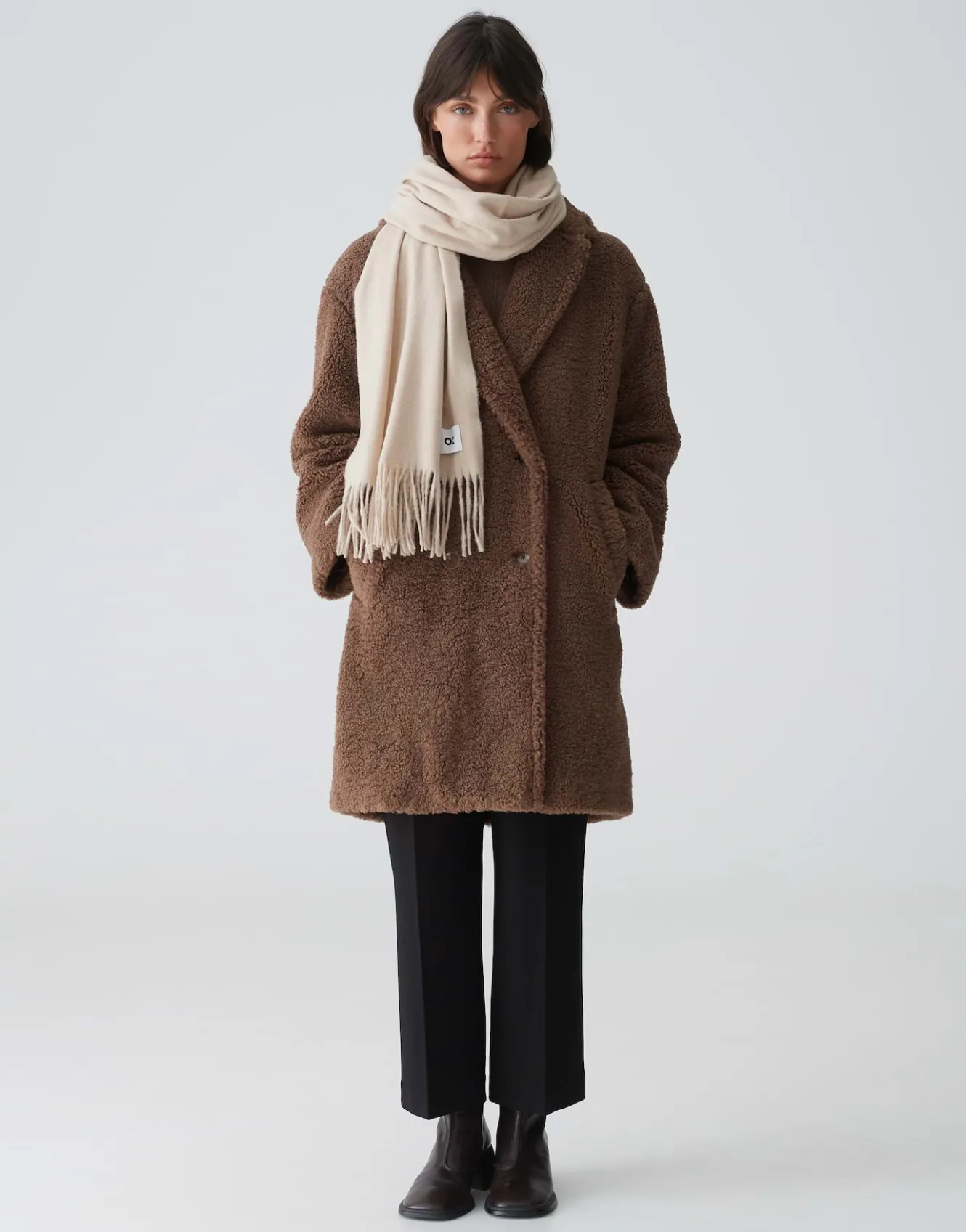 oversize_schal_anell_scarf_beige_online_bestellen_0.webp OPUS Oversize Schal Anell Scarf Beige Online Bestellen^Damen Accessoires