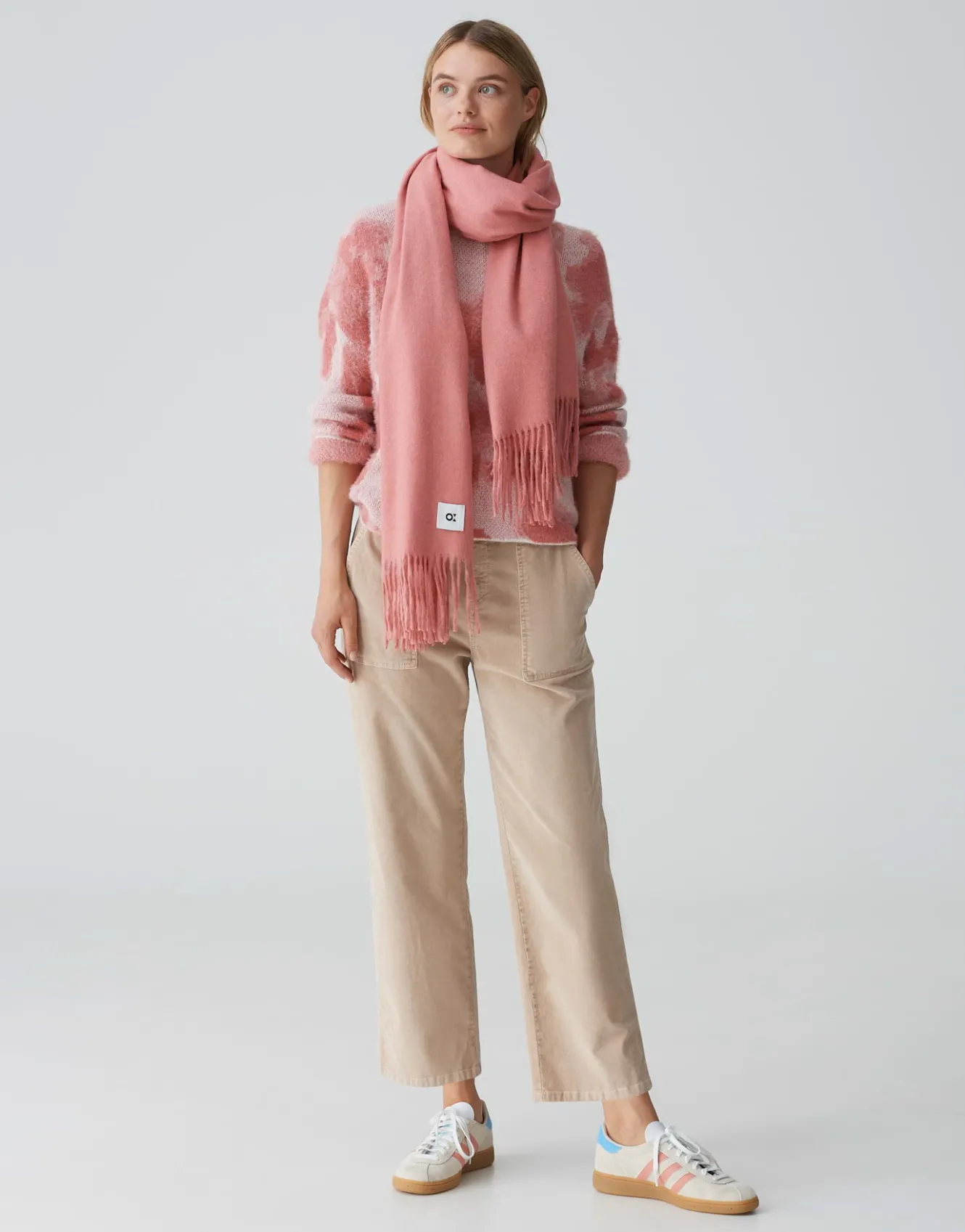oversize_schal_anell_scarf_ros_online_bestellen_2.webp OPUS Oversize Schal Anell Scarf Rosé Online Bestellen^Damen Accessoires