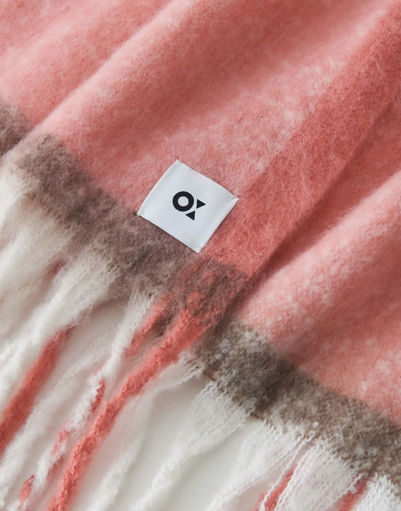 oversize_schal_anuno_scarf_ros_online_bestellen_6.webp OPUS Oversize Schal Anuno Scarf Rosé Online Bestellen^Damen Accessoires