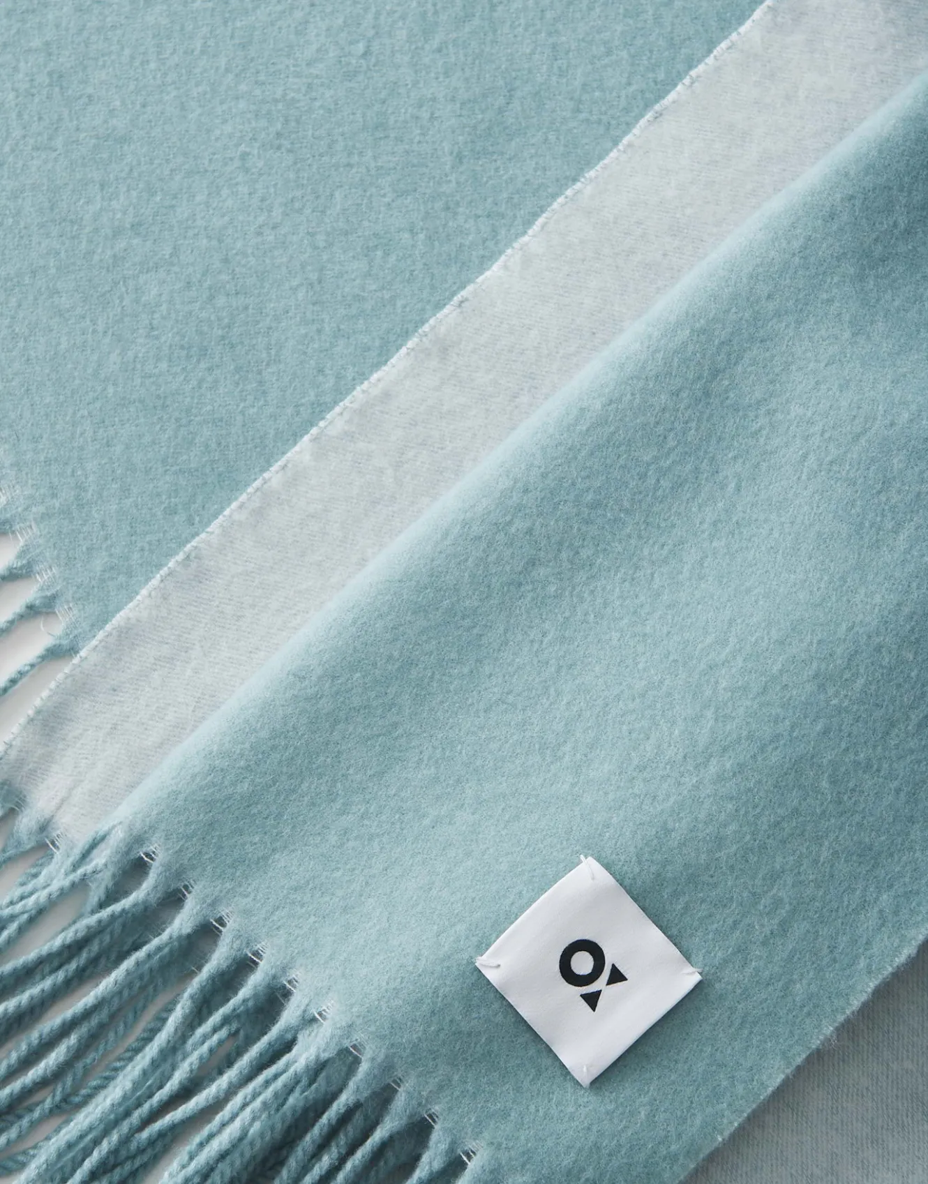 oversize_schal_atopa_scarf_blau_online_bestellen_6.webp OPUS Oversize Schal Atopa Scarf Blau Online Bestellen^Damen Accessoires